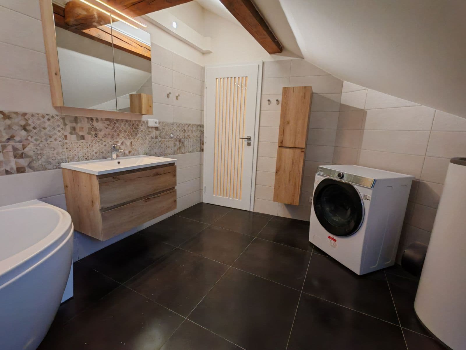 Pronájem bytu 3+kk 126 m², Navrátilova, Praha, Praha Pronájem bytu 3+kk 126 m², Navrátilova, Praha, Praha