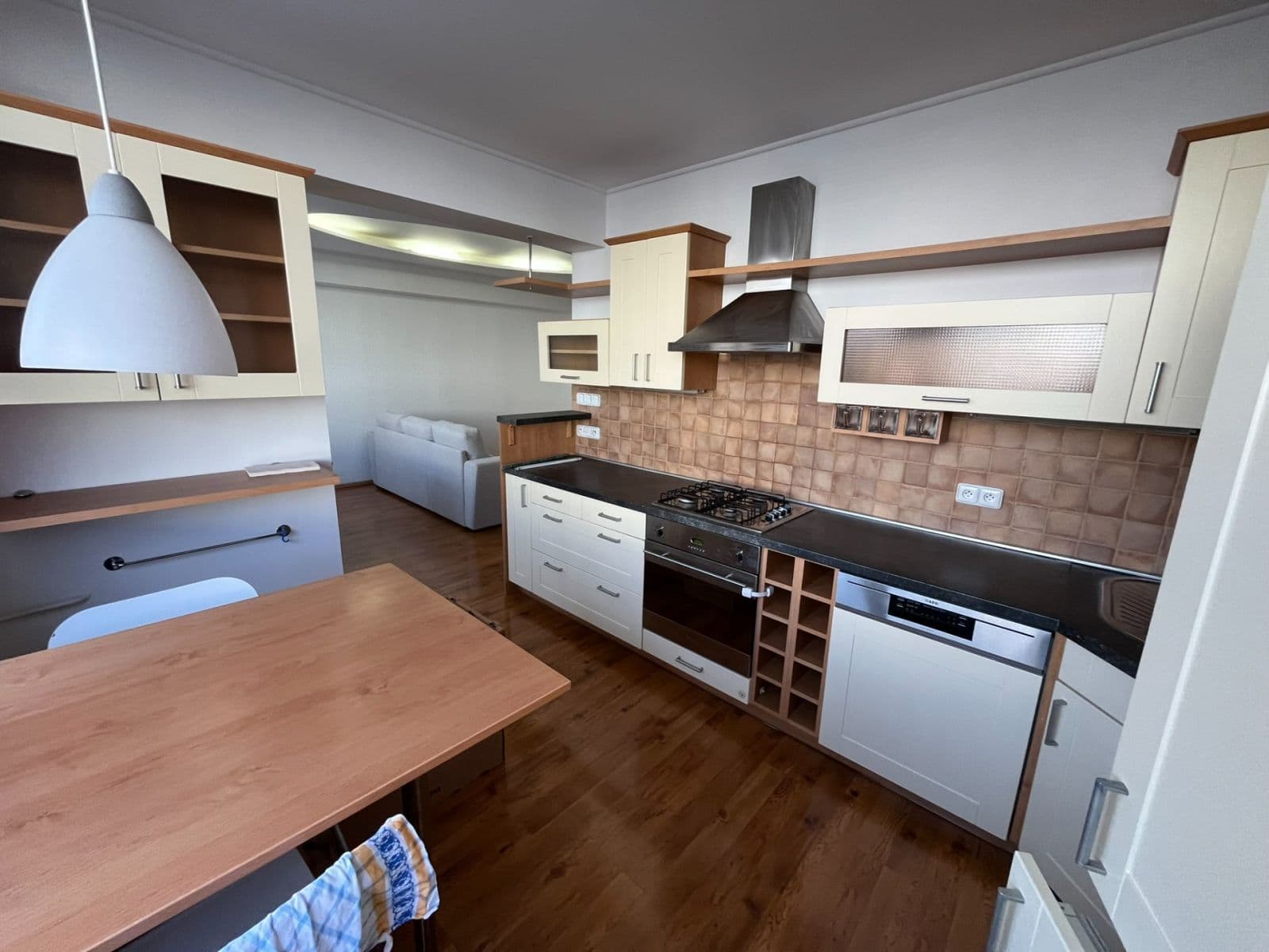 Pronájem bytu 3+1 77 m², Jana Palacha, Mladá Boleslav, Středočeský kraj Pronájem bytu 3+1 77 m², Jana Palacha, Mladá Boleslav, Středočeský kraj