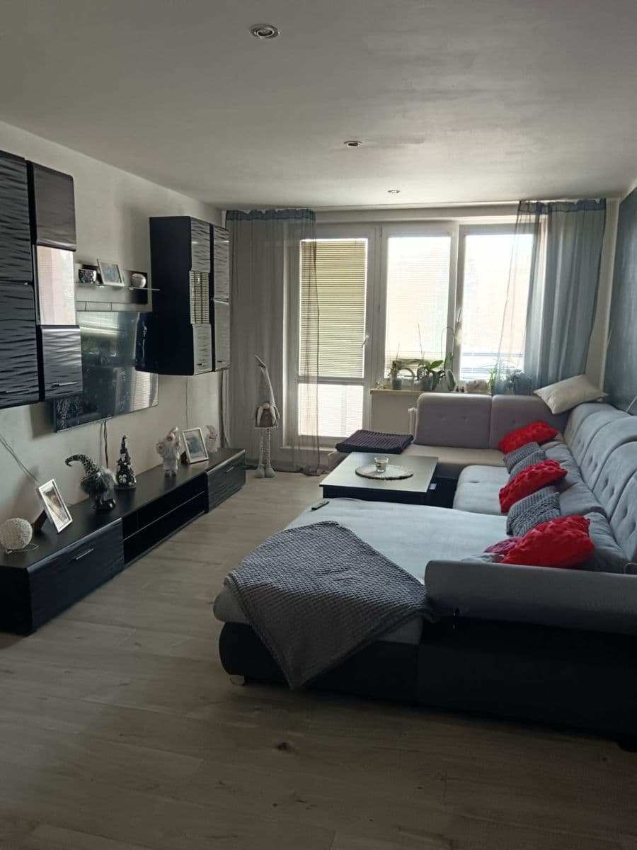 Prodej bytu 3+1 78 m², Výškovická, Ostrava, Moravskoslezský kraj Prodej bytu 3+1 78 m², Výškovická, Ostrava, Moravskoslezský kraj