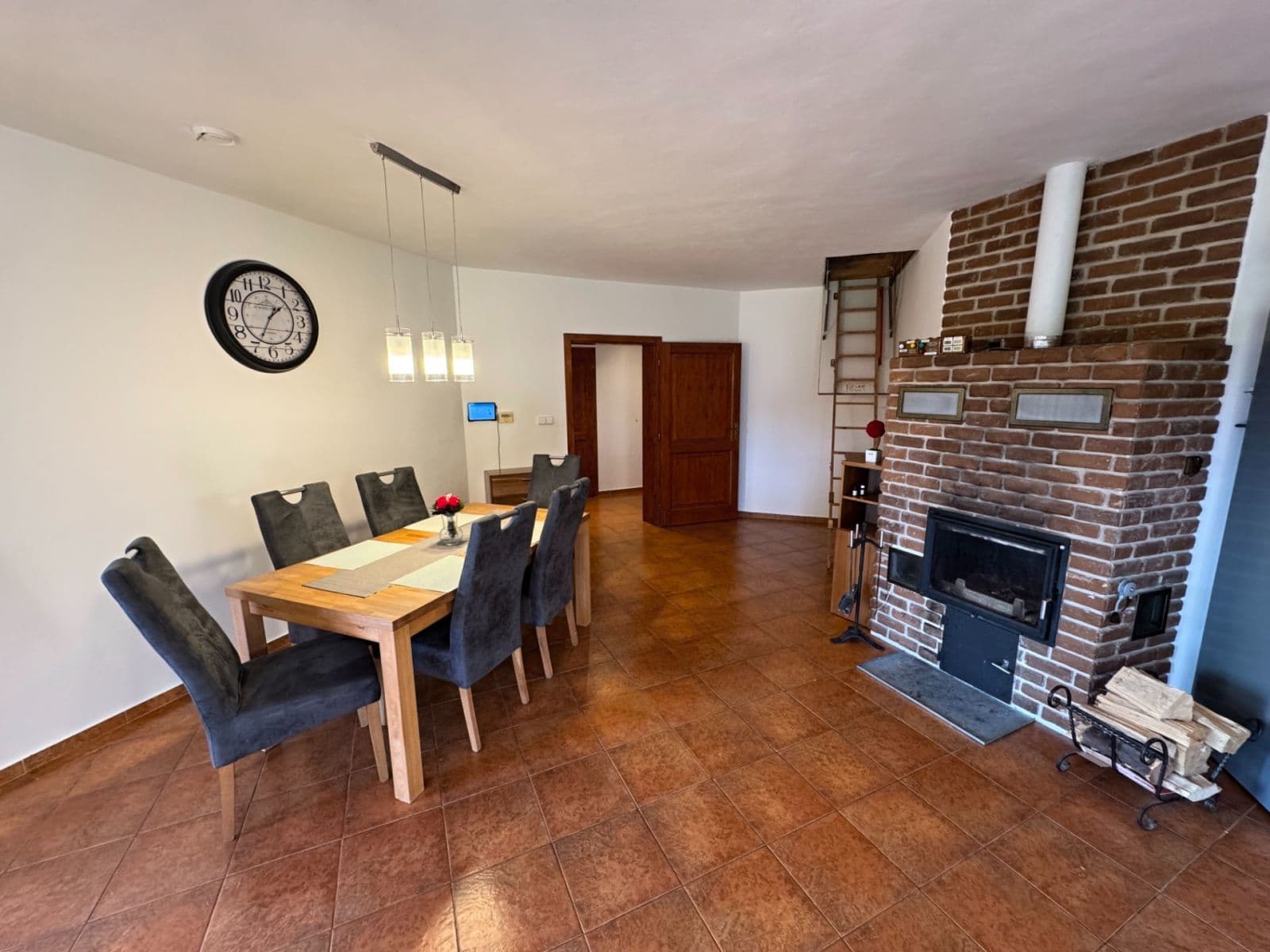 Prodej domu 181 m², pozemek 820 m², Na Kamenné hrázi, Drahelčice, Středočeský kraj Prodej domu 181 m², pozemek 820 m², Na Kamenné hrázi, Drahelčice, Středočeský kraj