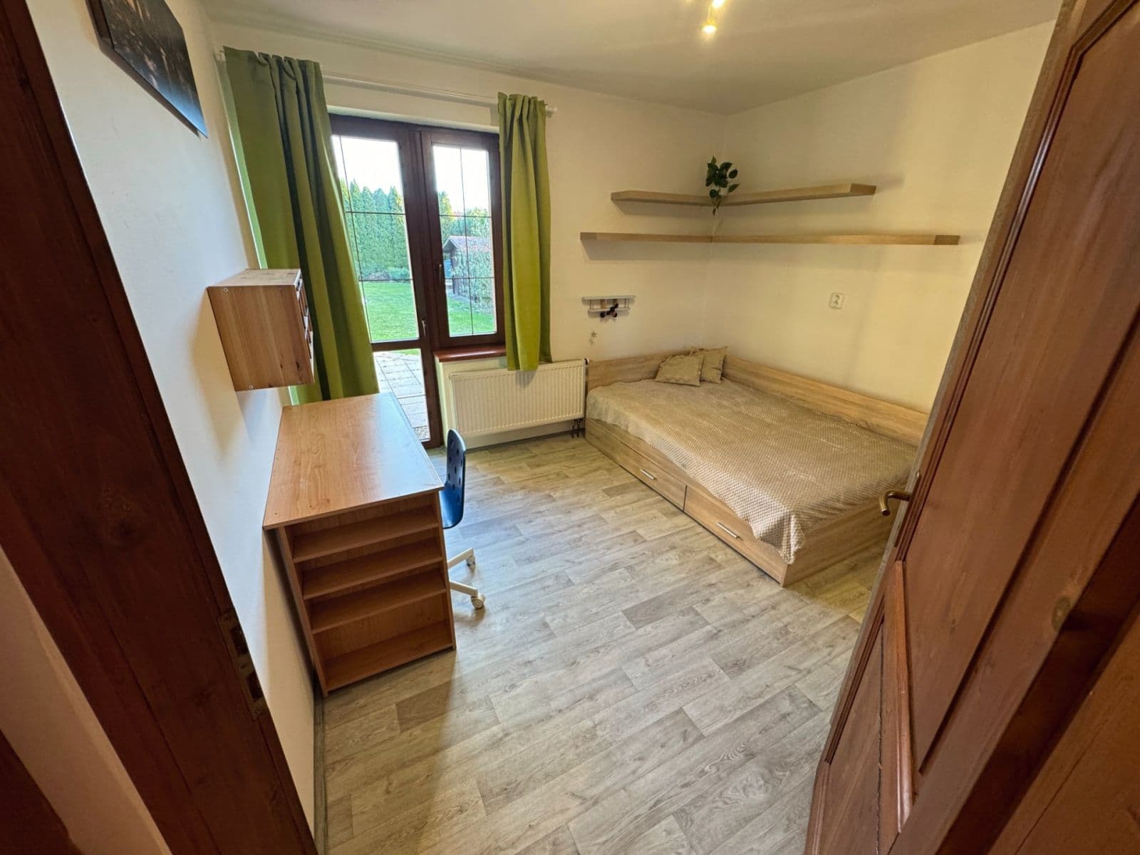 Prodej domu 181 m², pozemek 820 m², Na Kamenné hrázi, Drahelčice, Středočeský kraj Prodej domu 181 m², pozemek 820 m², Na Kamenné hrázi, Drahelčice, Středočeský kraj