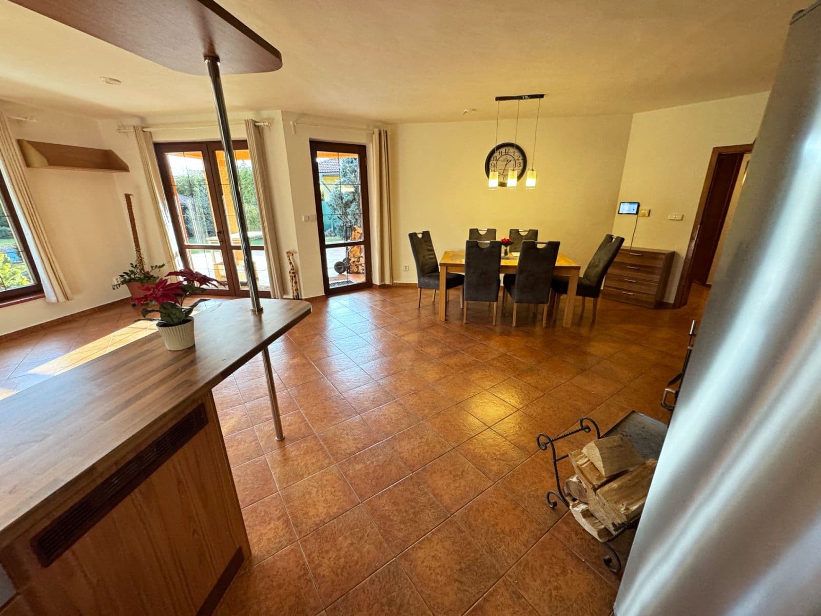 Prodej domu 181 m², pozemek 820 m², Na Kamenné hrázi, Drahelčice, Středočeský kraj Prodej domu 181 m², pozemek 820 m², Na Kamenné hrázi, Drahelčice, Středočeský kraj