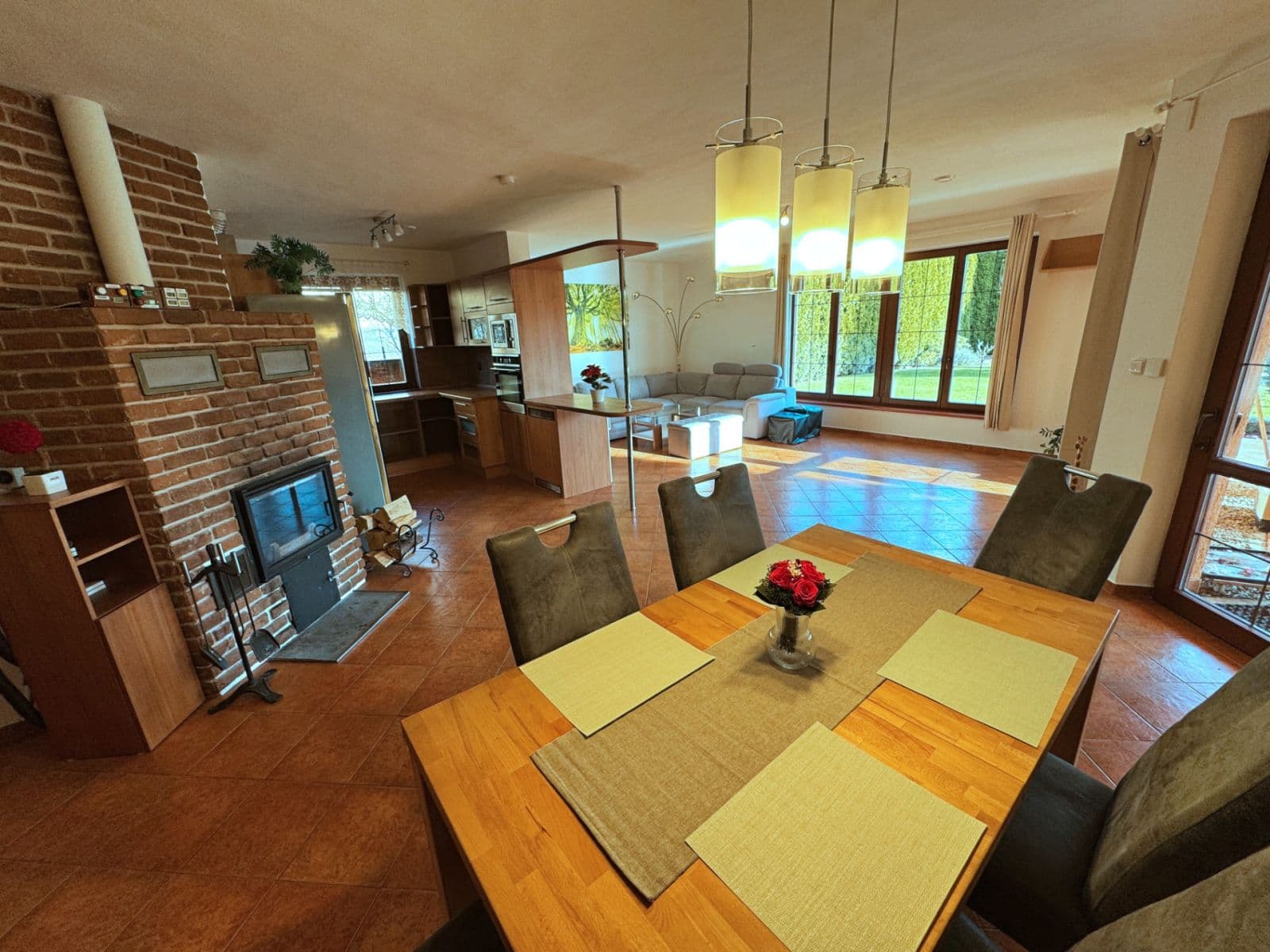 Prodej domu 181 m², pozemek 820 m², Na Kamenné hrázi, Drahelčice, Středočeský kraj Prodej domu 181 m², pozemek 820 m², Na Kamenné hrázi, Drahelčice, Středočeský kraj