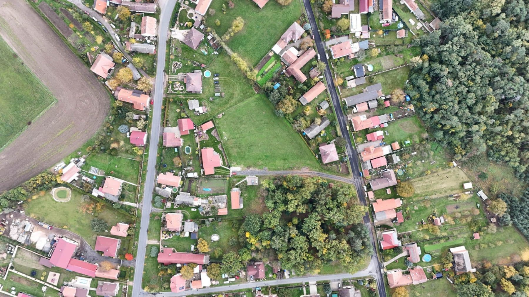 Prodej pozemku 1.415 m², Rohozec, Středočeský kraj Prodej pozemku 1.415 m², Rohozec, Středočeský kraj