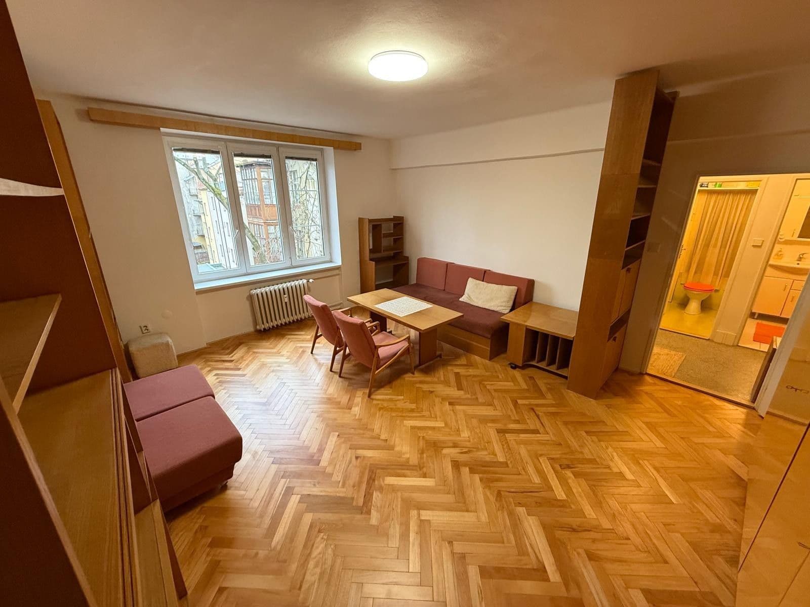 Pronájem bytu 1+1 42 m², Stehlíkova, Plzeň, Plzeňský kraj Pronájem bytu 1+1 42 m², Stehlíkova, Plzeň, Plzeňský kraj