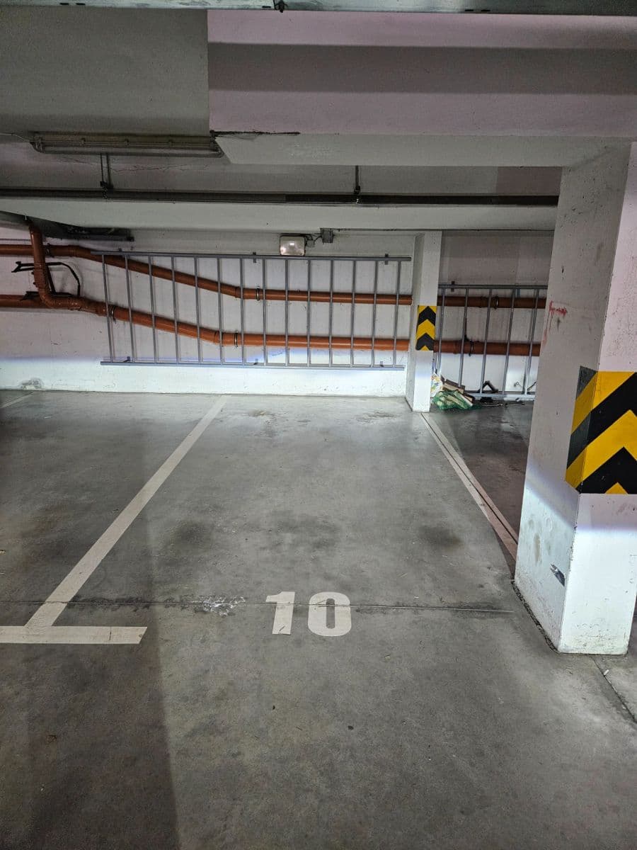 Pronájem bytu 1+kk 54 m², Novovysočanská, Praha, Praha Pronájem bytu 1+kk 54 m², Novovysočanská, Praha, Praha