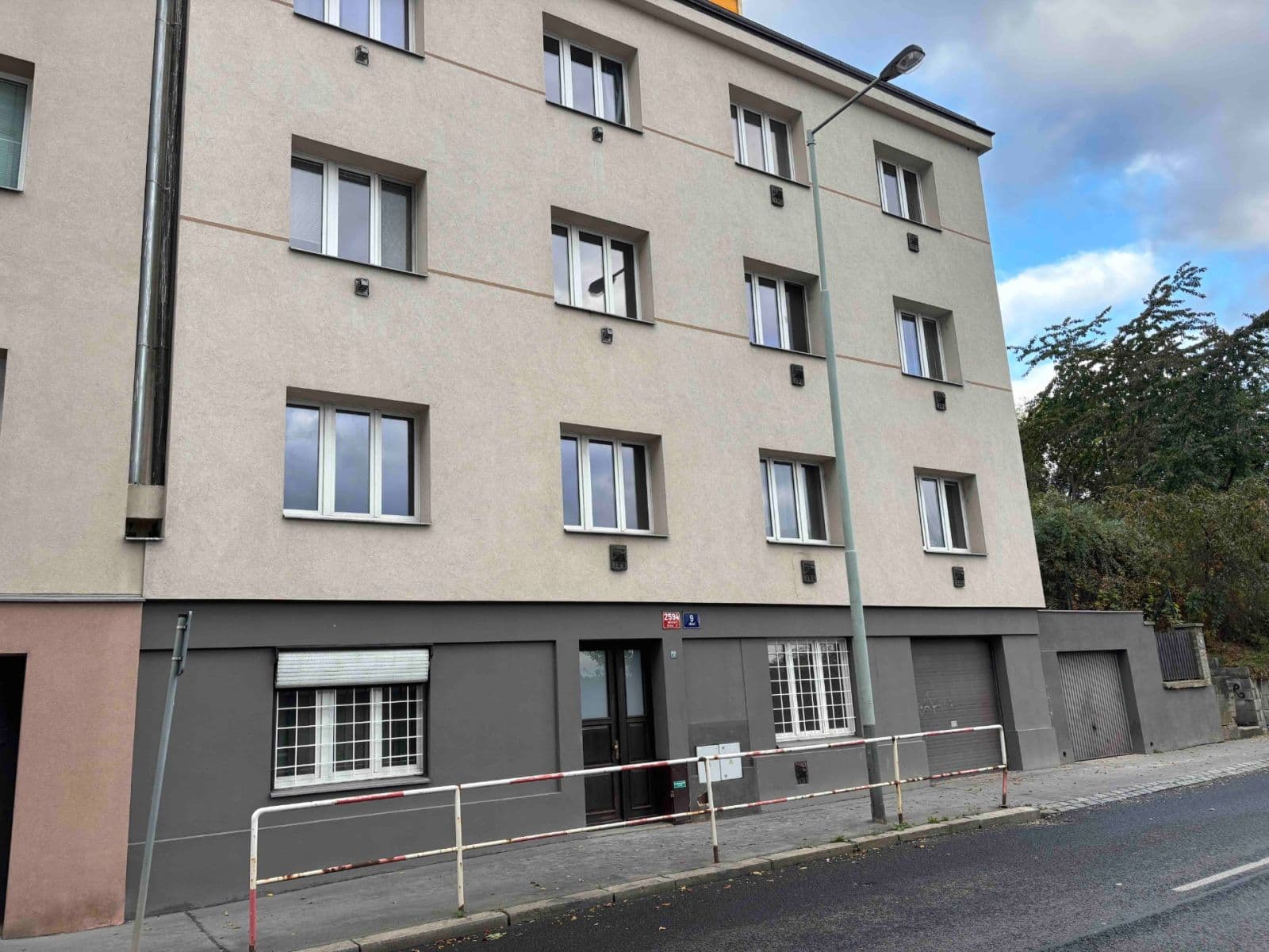 Pronájem bytu 1+kk 28 m², Křížová, Praha, Praha Pronájem bytu 1+kk 28 m², Křížová, Praha, Praha