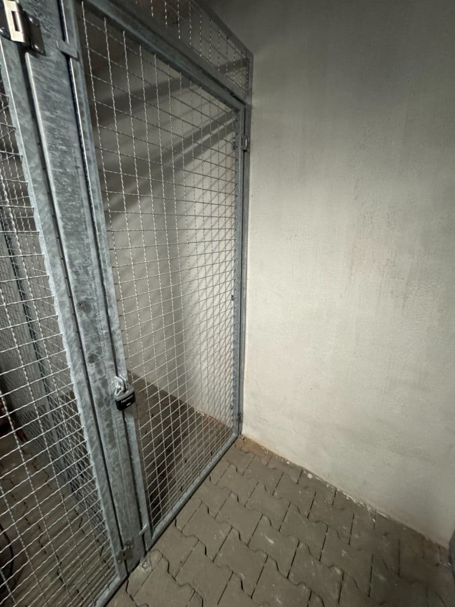 Pronájem bytu 1+kk 28 m², Křížová, Praha, Praha Pronájem bytu 1+kk 28 m², Křížová, Praha, Praha