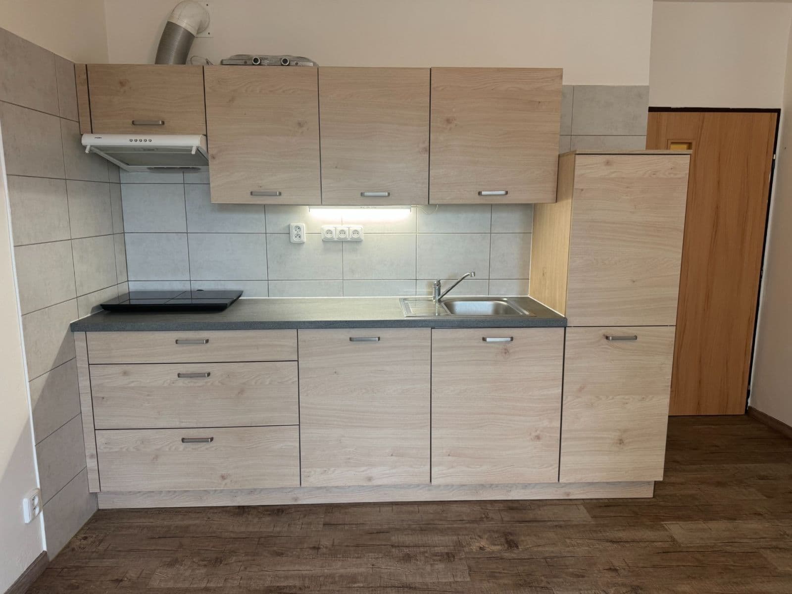 Pronájem bytu 1+kk 28 m², Křížová, Praha, Praha Pronájem bytu 1+kk 28 m², Křížová, Praha, Praha