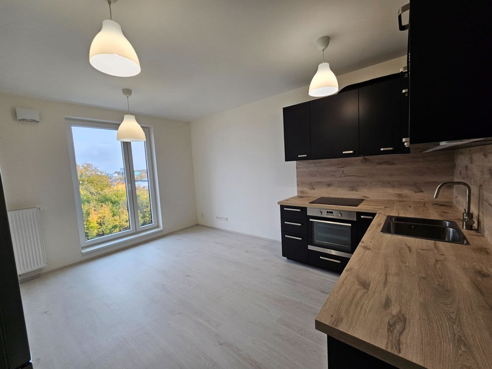 Pronájem bytu 2+kk 50 m², Augustina Lukeše, Brandýs nad Labem-Stará Boleslav, Středočeský kraj Pronájem bytu 2+kk 50 m², Augustina Lukeše, Brandýs nad Labem-Stará Boleslav, Středočeský kraj