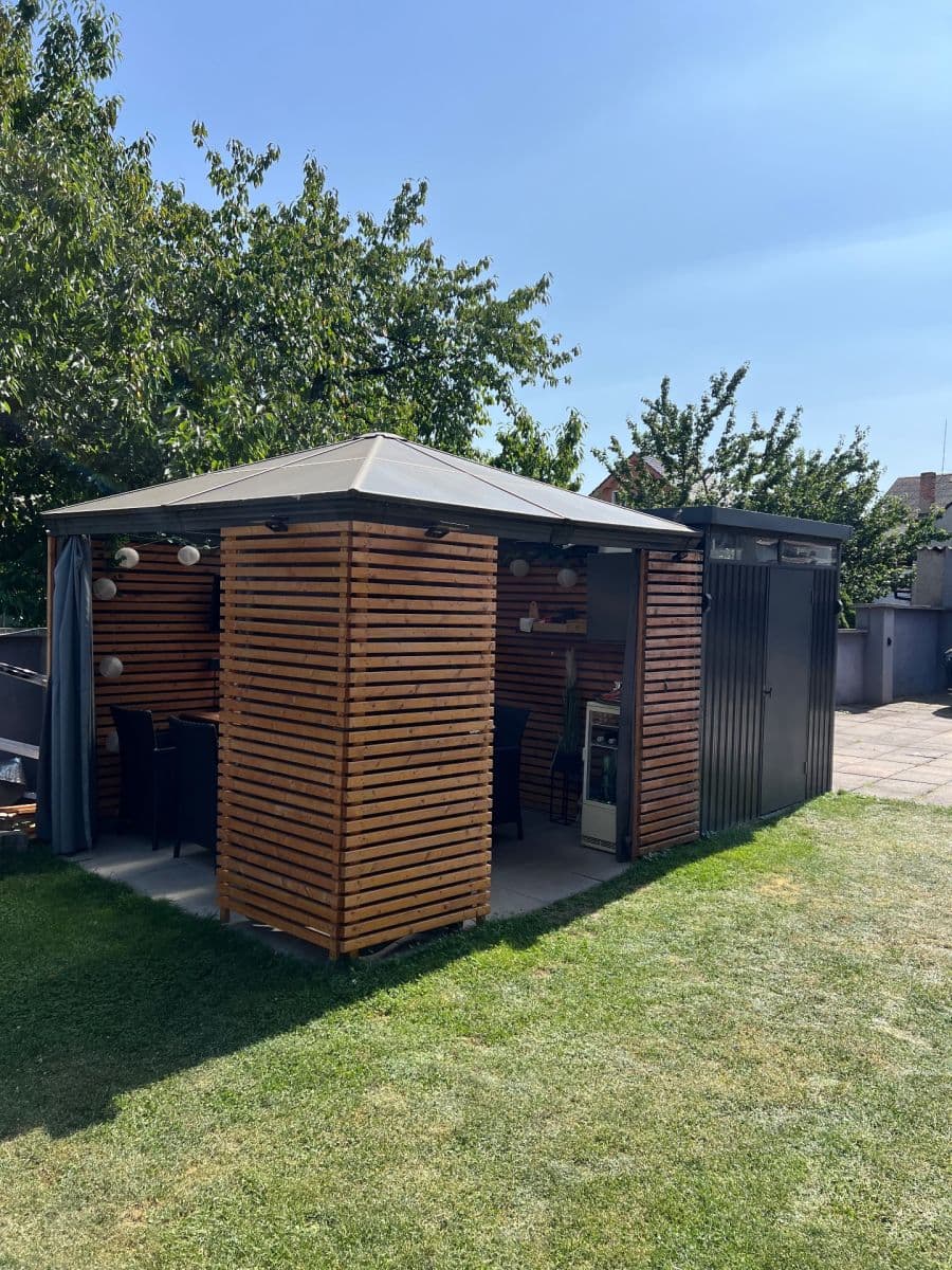 Prodej bytu 5+kk 159 m², Kostelecká, Mratín, Středočeský kraj Prodej bytu 5+kk 159 m², Kostelecká, Mratín, Středočeský kraj