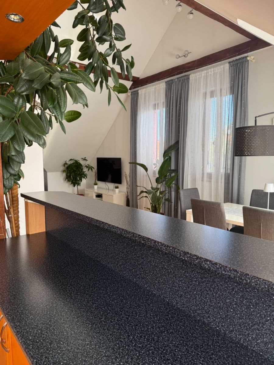 Prodej bytu 4+kk 145 m², Kostelecká, Mratín, Středočeský kraj Prodej bytu 4+kk 145 m², Kostelecká, Mratín, Středočeský kraj