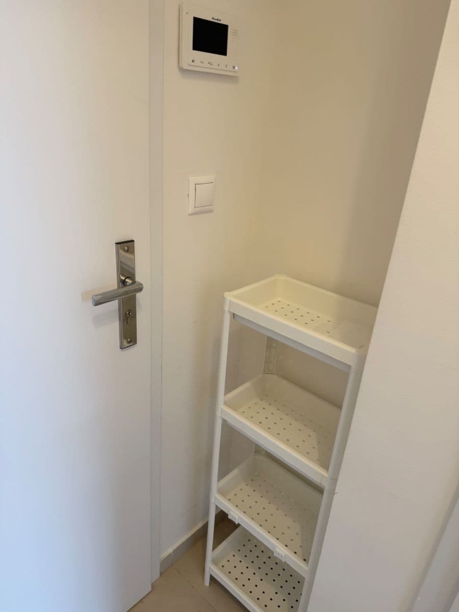 Pronájem bytu 1+kk 26 m², Příčná, Praha, Praha Pronájem bytu 1+kk 26 m², Příčná, Praha, Praha