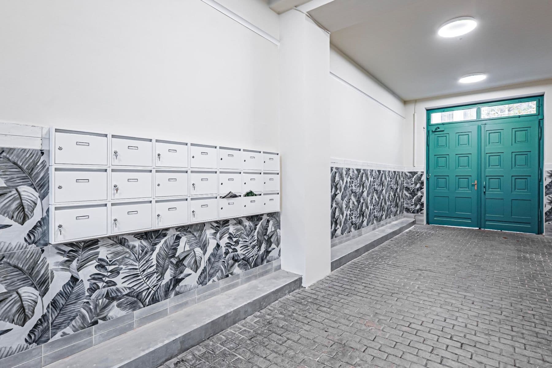 Pronájem bytu 1+kk 24 m², Velehradská, Praha, Praha Pronájem bytu 1+kk 24 m², Velehradská, Praha, Praha