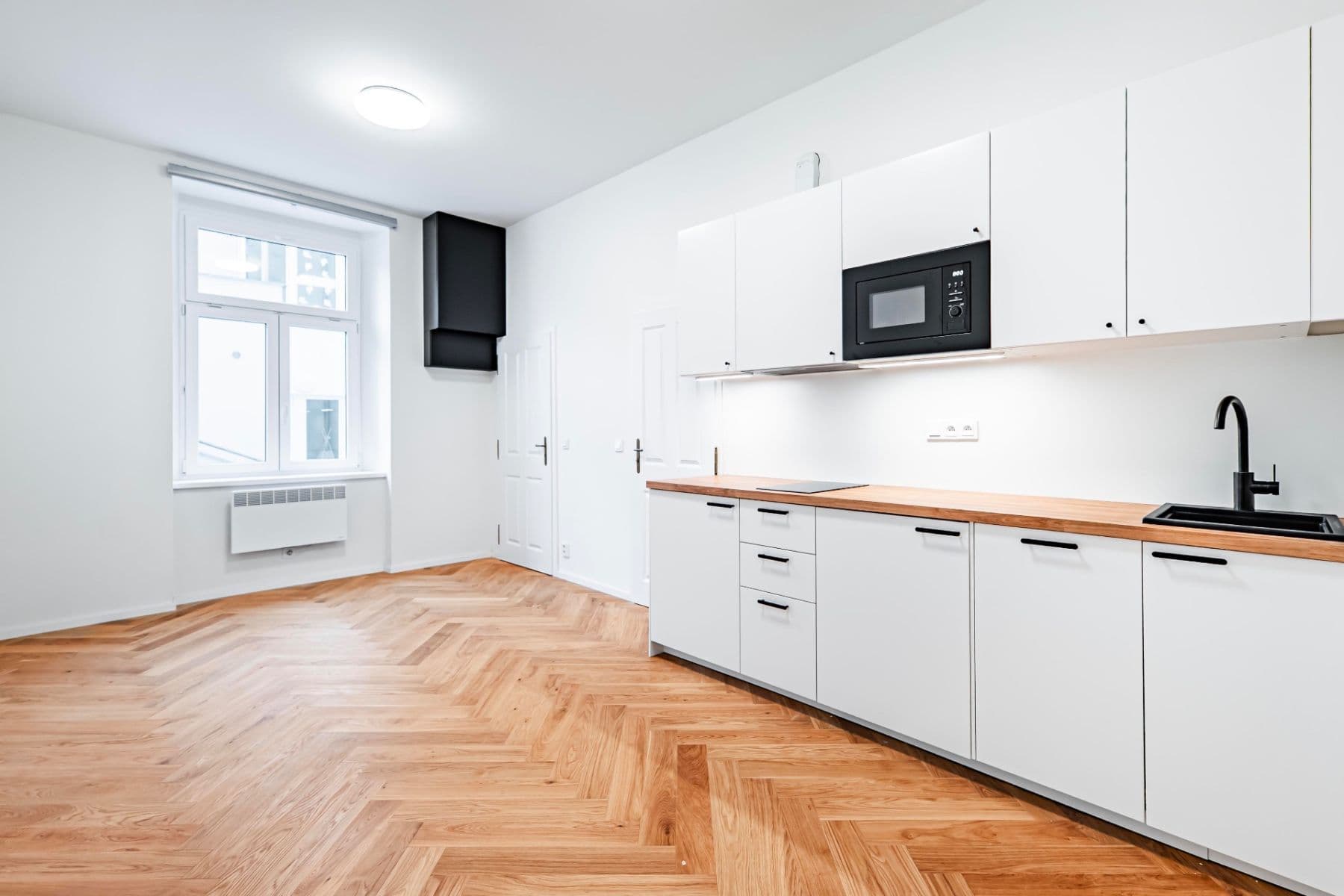 Pronájem bytu 1+kk 24 m², Velehradská, Praha, Praha Pronájem bytu 1+kk 24 m², Velehradská, Praha, Praha