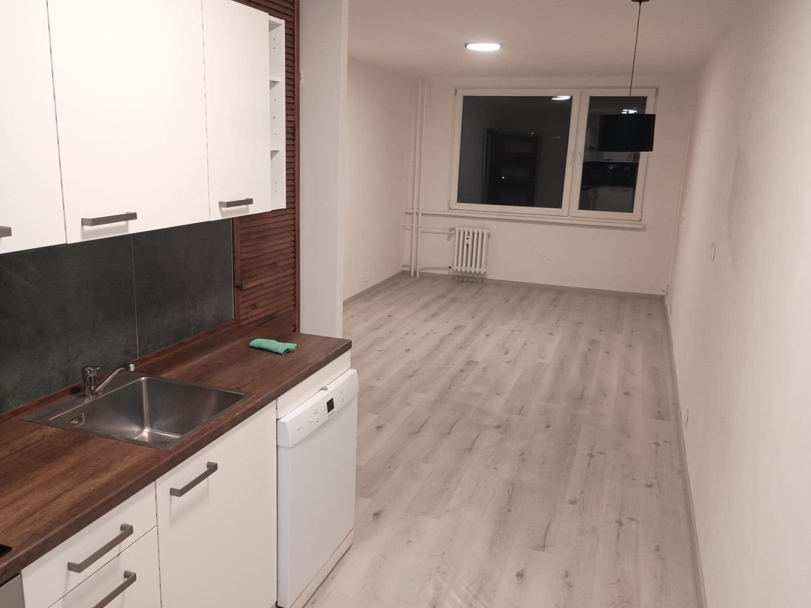 Pronájem bytu 3+kk 68 m², Veronské náměstí, Praha, Praha Pronájem bytu 3+kk 68 m², Veronské náměstí, Praha, Praha