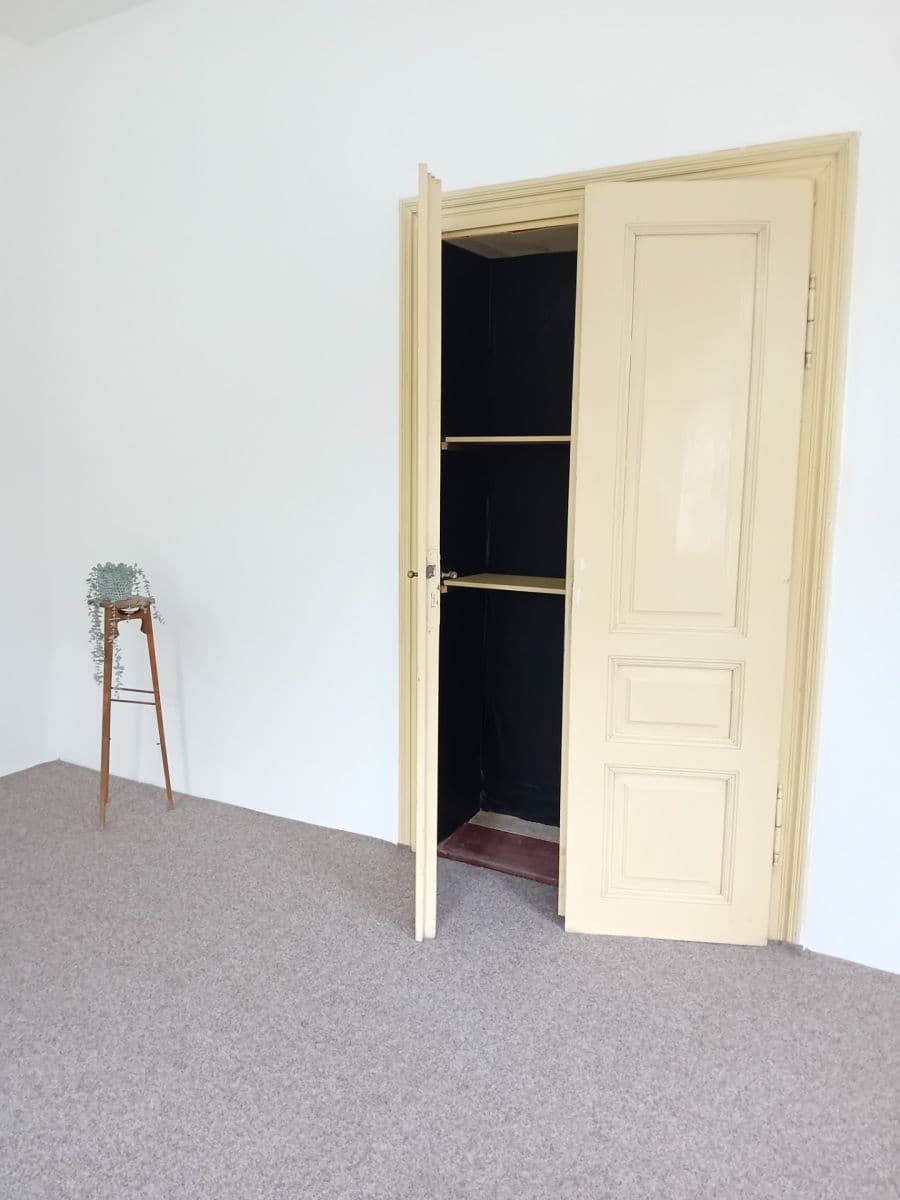 Pronájem bytu 1+1 65 m², Roháče z Dubé, Česká Lípa, Liberecký kraj Pronájem bytu 1+1 65 m², Roháče z Dubé, Česká Lípa, Liberecký kraj