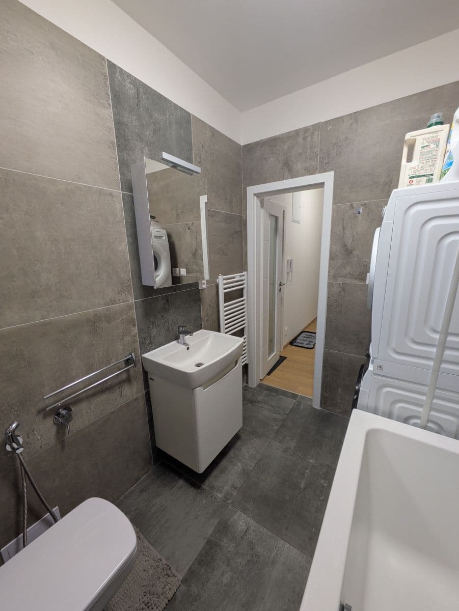 Prodej bytu 2+kk 52 m², Kotkova, Liberec, Liberecký kraj Prodej bytu 2+kk 52 m², Kotkova, Liberec, Liberecký kraj