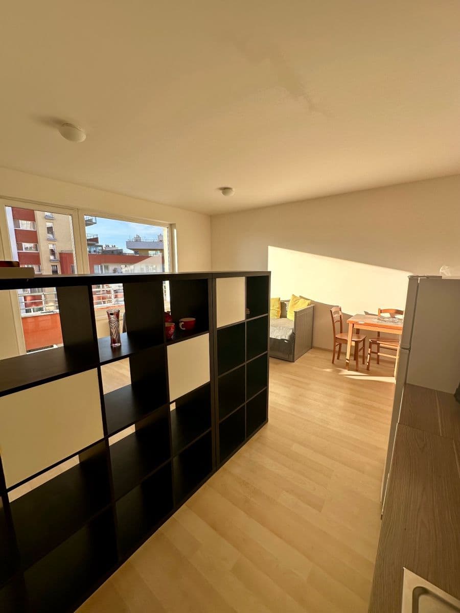 Prodej bytu 1+kk 34 m², Miroslava Hajna, Praha, Praha Prodej bytu 1+kk 34 m², Miroslava Hajna, Praha, Praha