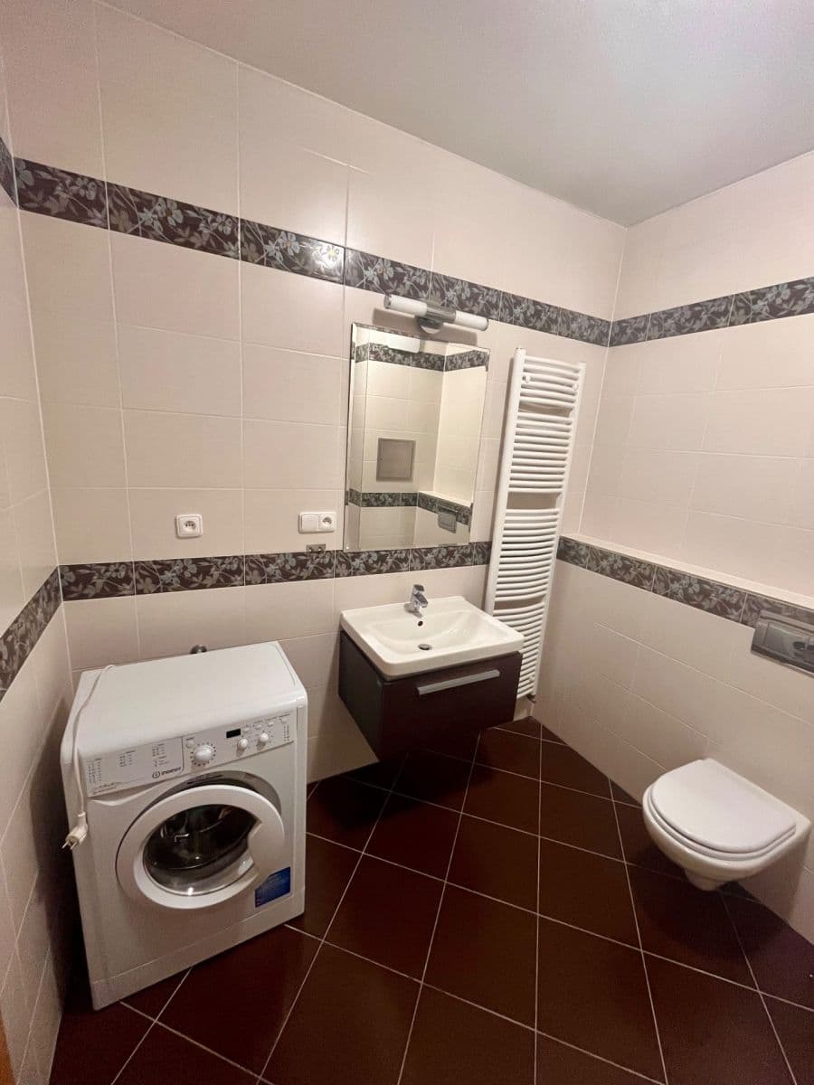 Prodej bytu 1+kk 34 m², Miroslava Hajna, Praha, Praha Prodej bytu 1+kk 34 m², Miroslava Hajna, Praha, Praha