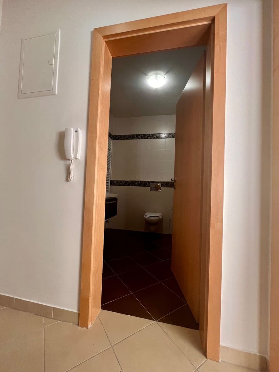 Prodej bytu 1+kk 34 m², Miroslava Hajna, Praha, Praha Prodej bytu 1+kk 34 m², Miroslava Hajna, Praha, Praha