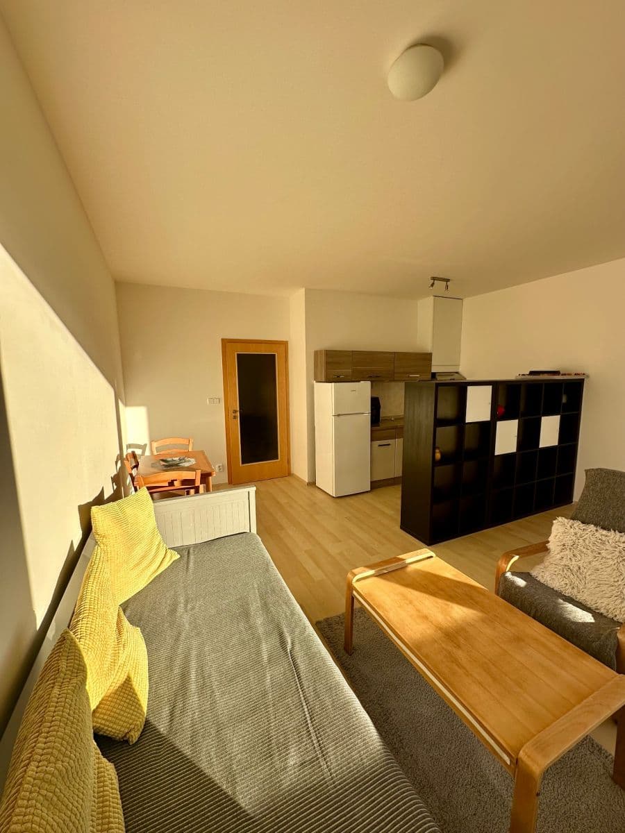 Prodej bytu 1+kk 34 m², Miroslava Hajna, Praha, Praha Prodej bytu 1+kk 34 m², Miroslava Hajna, Praha, Praha