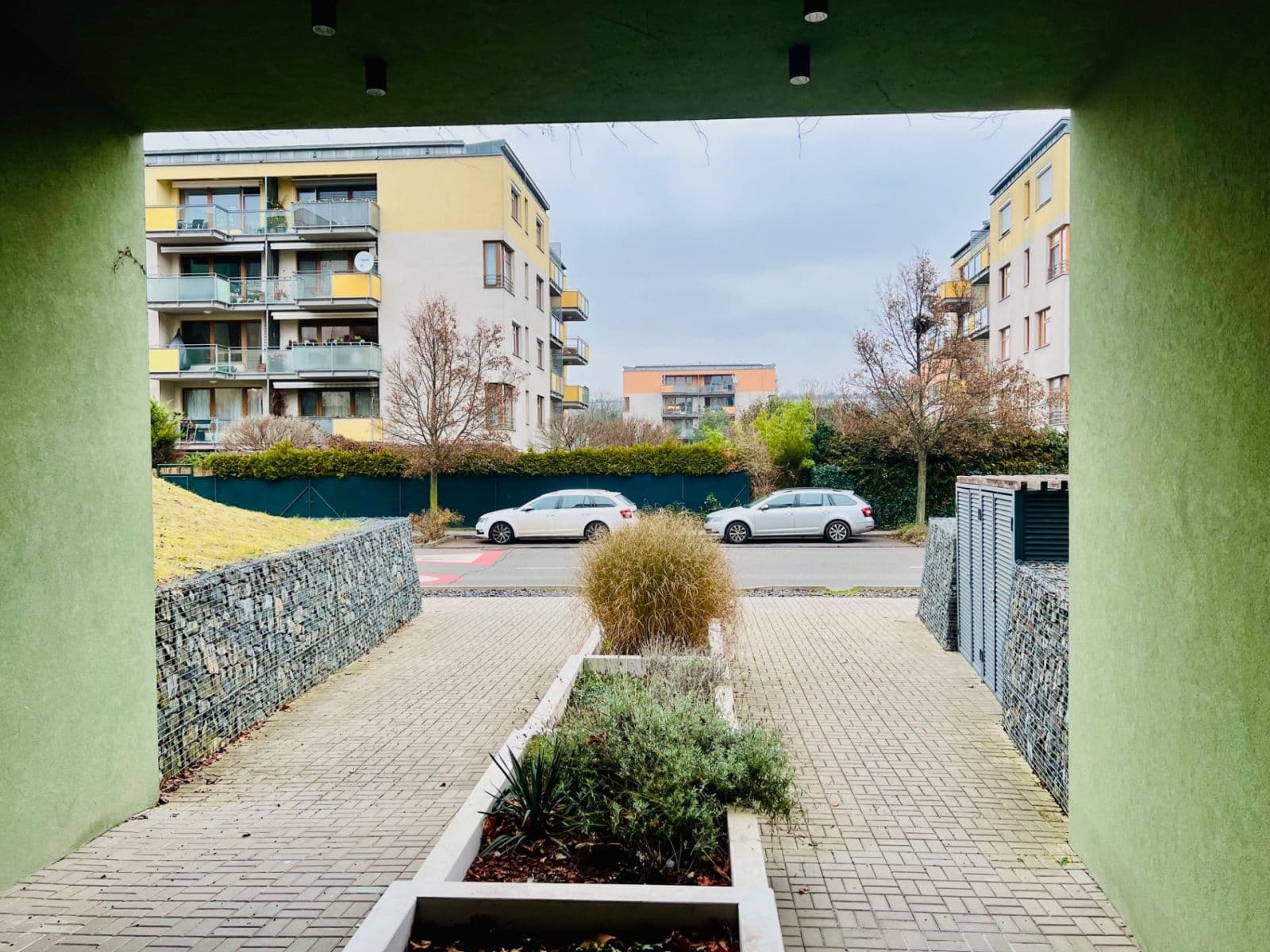 Prodej bytu 1+kk 28 m², Modrého, Praha, Praha Prodej bytu 1+kk 28 m², Modrého, Praha, Praha