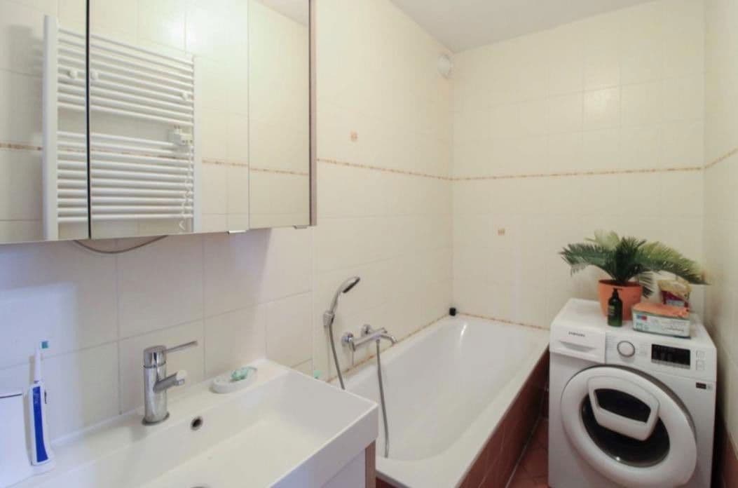 Pronájem bytu 4+1 119 m², Volksgartenstraße 20a, Leipzig, Sasko Pronájem bytu 4+1 119 m², Volksgartenstraße 20a, Leipzig, Sasko