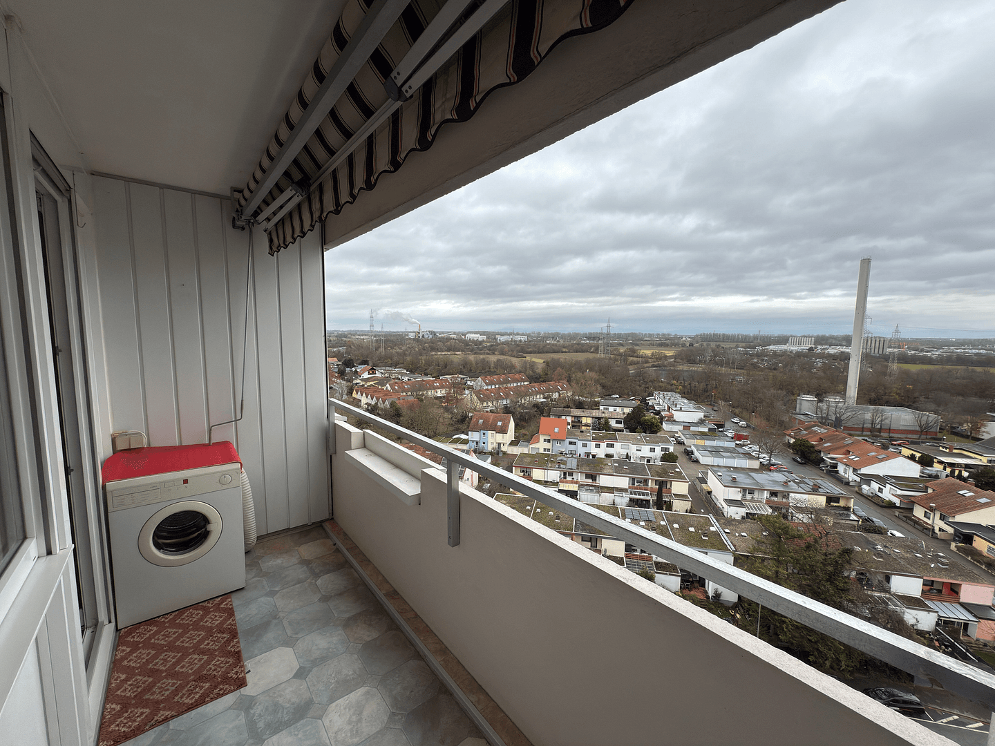 Pronájem bytu 2+kk 80 m², Prager Straße 33, Ludwigshafen am Rhein, Porýní-Falc Pronájem bytu 2+kk 80 m², Prager Straße 33, Ludwigshafen am Rhein, Porýní-Falc