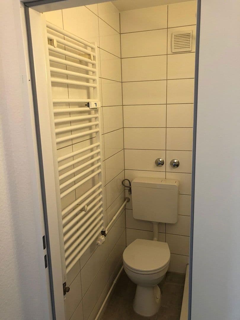 Pronájem bytu 1+1 20 m², Mainz, Porýní-Falc Pronájem bytu 1+1 20 m², Mainz, Porýní-Falc