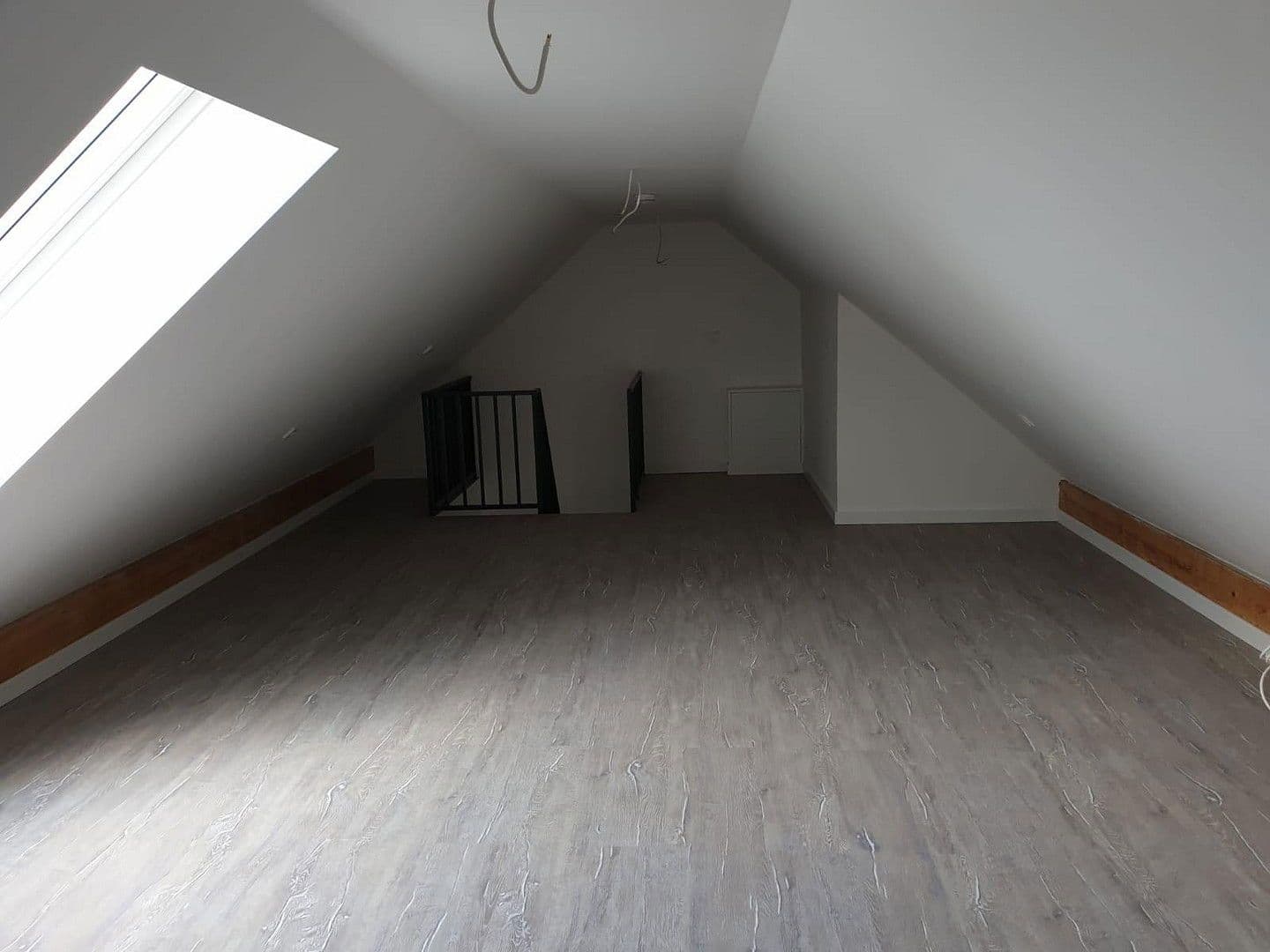 Pronájem bytu 3+1 97 m², Hornstr. 3, Gehrden, Dolní Sasko Pronájem bytu 3+1 97 m², Hornstr. 3, Gehrden, Dolní Sasko