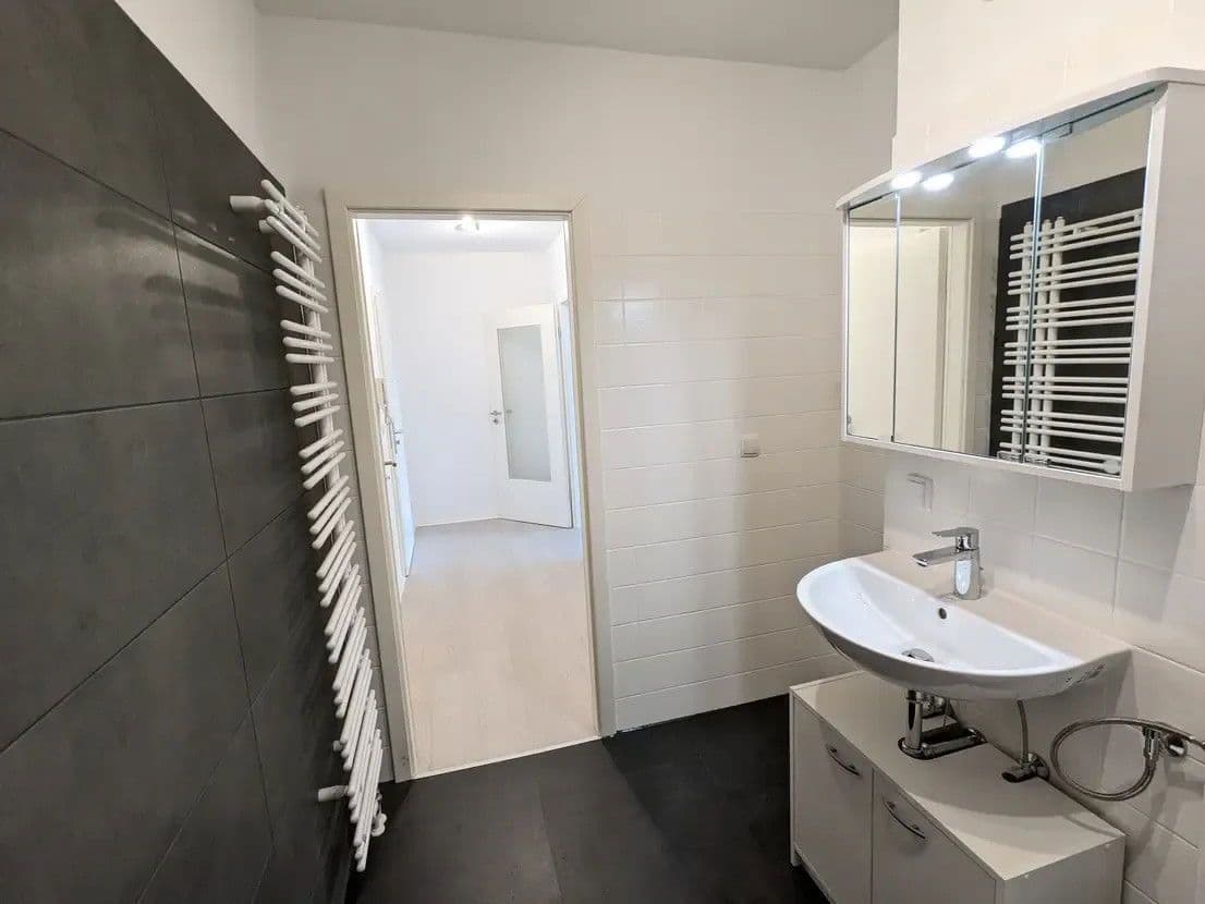 Pronájem bytu 2+kk 62 m², Woogstraße 36, Neuhofen, Porýní-Falc Pronájem bytu 2+kk 62 m², Woogstraße 36, Neuhofen, Porýní-Falc