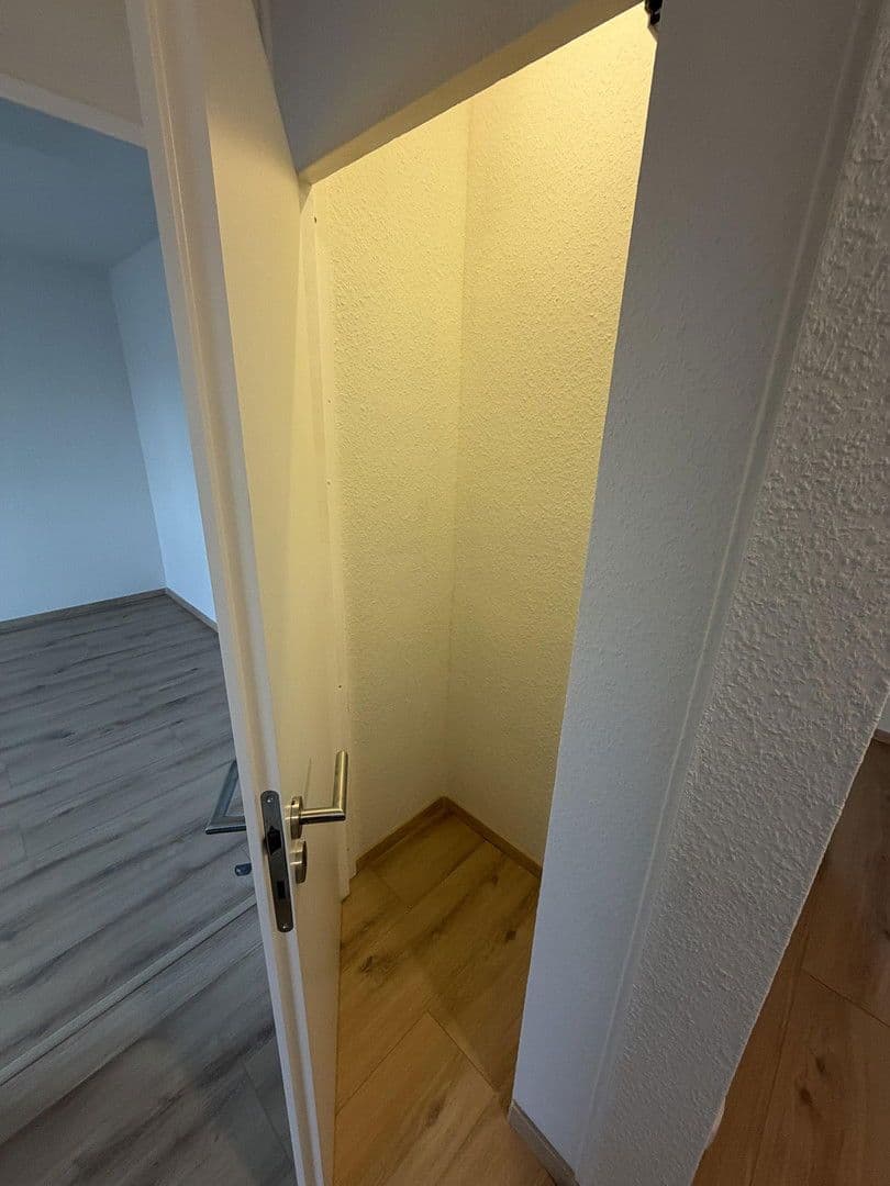 Pronájem bytu 3+1 82 m², Komturring 8, Hürth, Severní Porýní-Vestfálsko Pronájem bytu 3+1 82 m², Komturring 8, Hürth, Severní Porýní-Vestfálsko