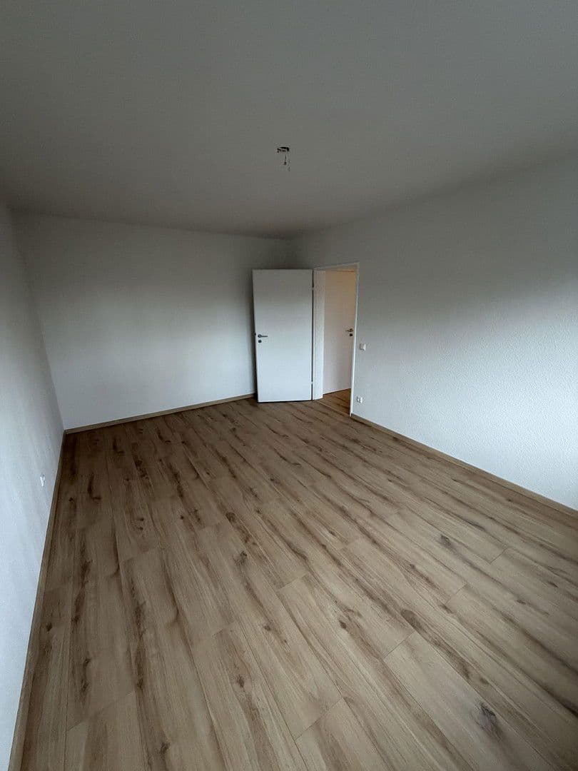 Pronájem bytu 3+1 82 m², Komturring 8, Hürth, Severní Porýní-Vestfálsko Pronájem bytu 3+1 82 m², Komturring 8, Hürth, Severní Porýní-Vestfálsko