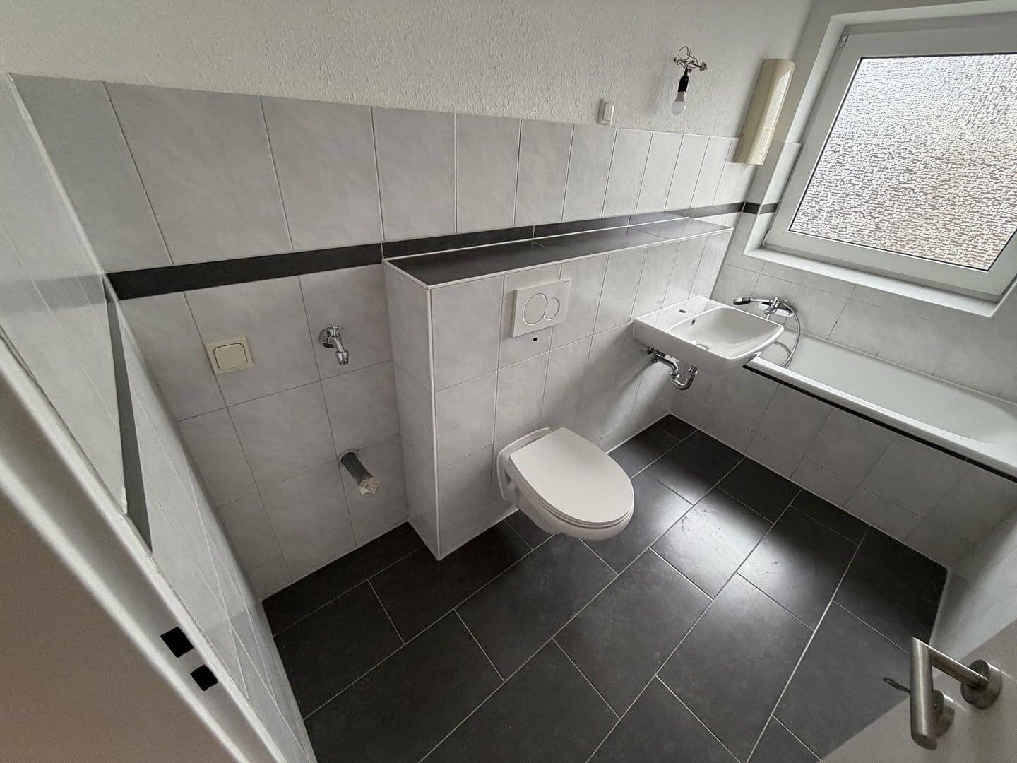 Pronájem bytu 3+1 82 m², Komturring 8, Hürth, Severní Porýní-Vestfálsko Pronájem bytu 3+1 82 m², Komturring 8, Hürth, Severní Porýní-Vestfálsko