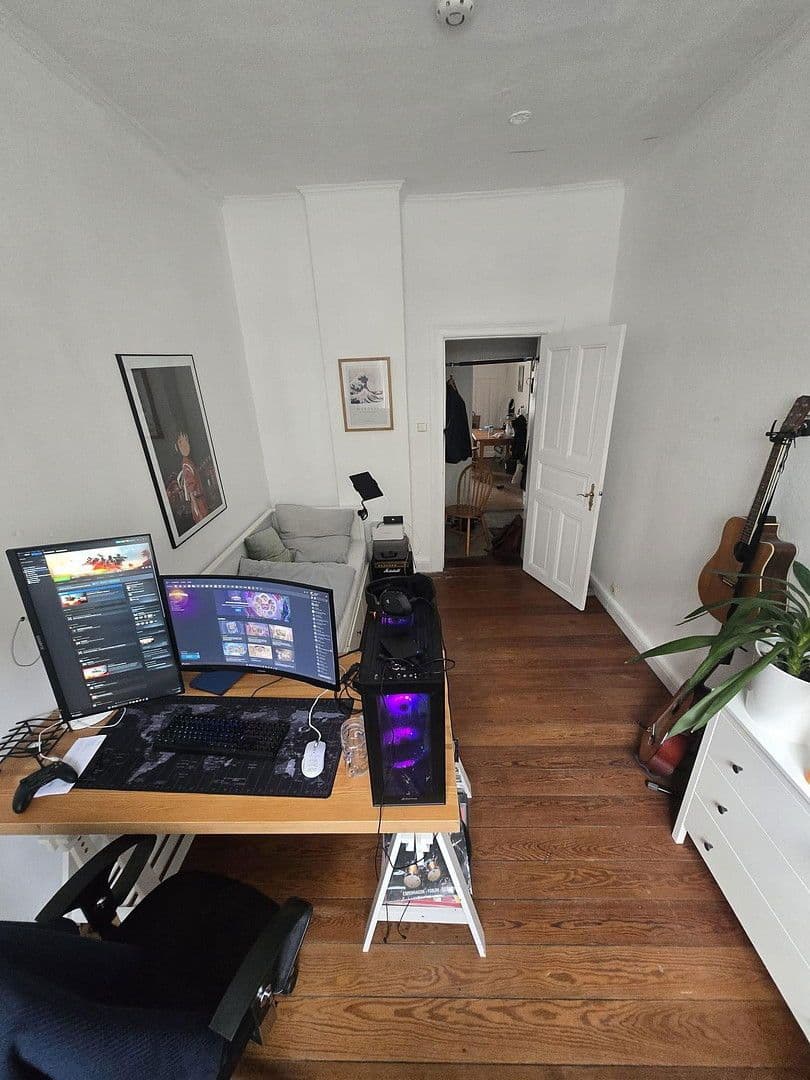 Pronájem bytu 1+1 30 m², Kiel, Šlesvicko-Holštýnsko Pronájem bytu 1+1 30 m², Kiel, Šlesvicko-Holštýnsko