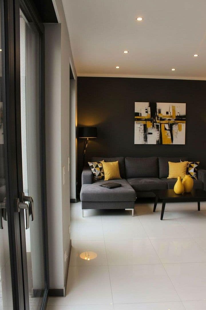 Prodej domu 89 m², pozemek 229 m², Ludwigshafen am Rhein, Porýní-Falc Prodej domu 89 m², pozemek 229 m², Ludwigshafen am Rhein, Porýní-Falc