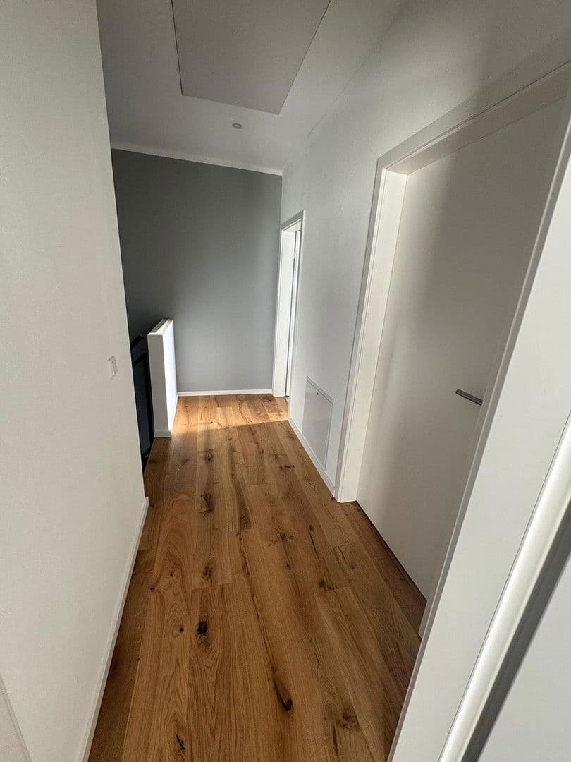 Prodej domu 89 m², pozemek 229 m², Ludwigshafen am Rhein, Porýní-Falc Prodej domu 89 m², pozemek 229 m², Ludwigshafen am Rhein, Porýní-Falc