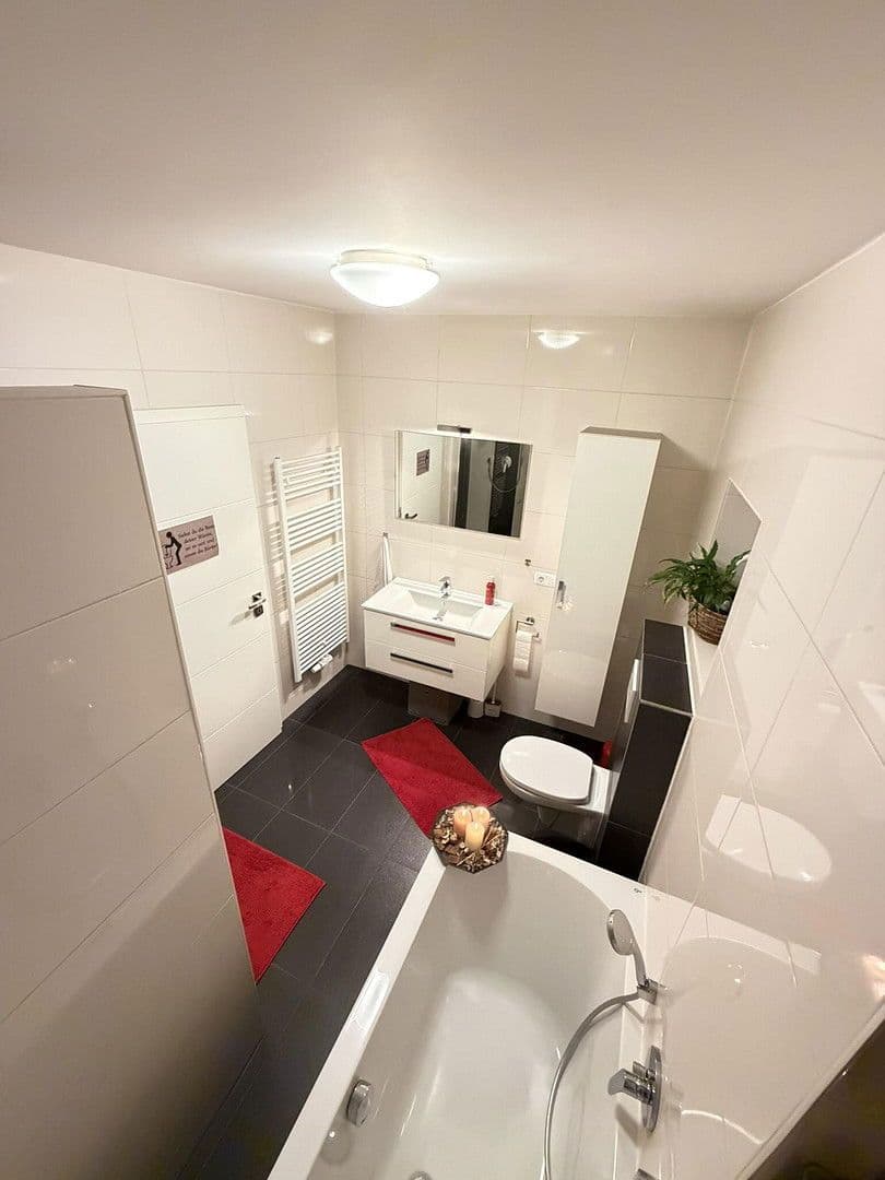 Prodej domu 300 m², pozemek 1.050 m², Darmstädterstrasse 3, Pfungstadt, Hessen Prodej domu 300 m², pozemek 1.050 m², Darmstädterstrasse 3, Pfungstadt, Hessen