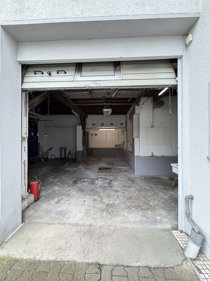 Prodej domu 300 m², pozemek 1.050 m², Darmstädterstrasse 3, Pfungstadt, Hessen Prodej domu 300 m², pozemek 1.050 m², Darmstädterstrasse 3, Pfungstadt, Hessen
