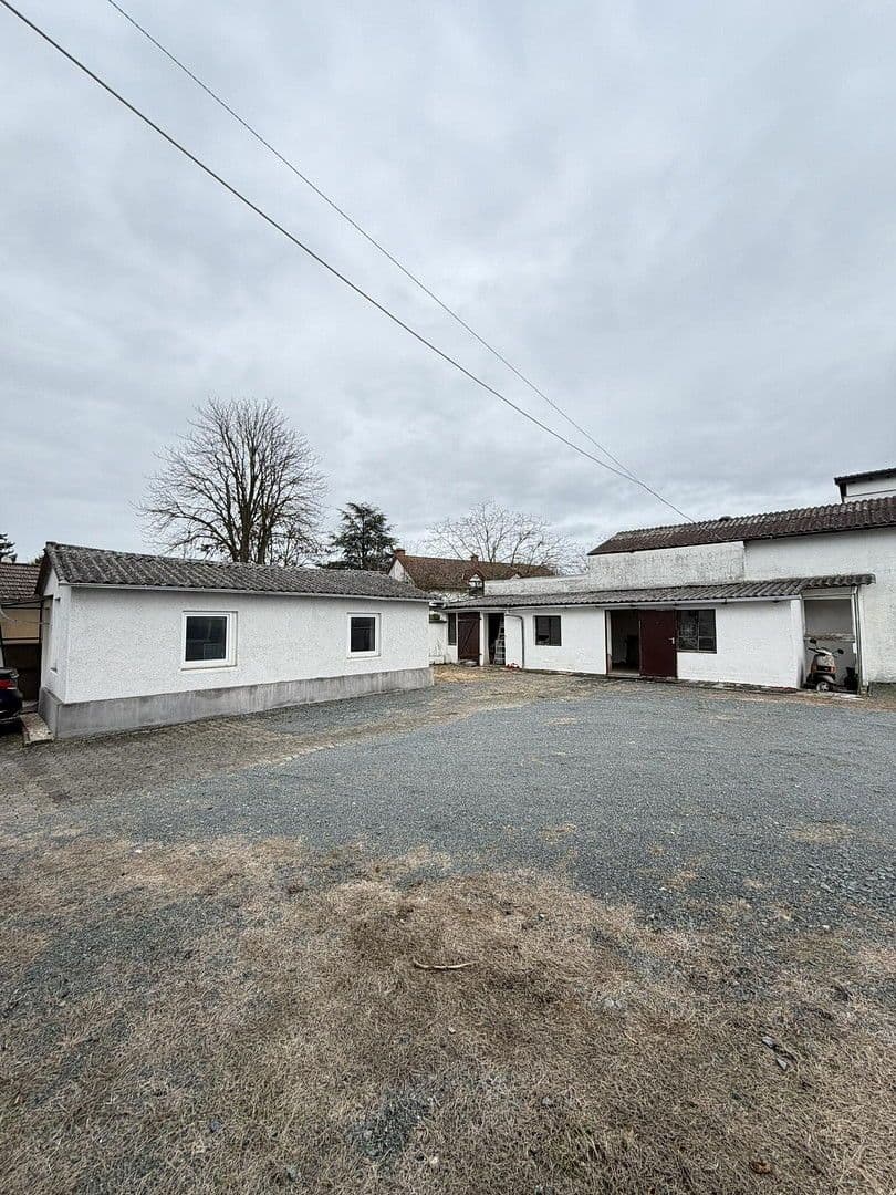 Prodej domu 300 m², pozemek 1.050 m², Darmstädterstrasse 3, Pfungstadt, Hessen Prodej domu 300 m², pozemek 1.050 m², Darmstädterstrasse 3, Pfungstadt, Hessen