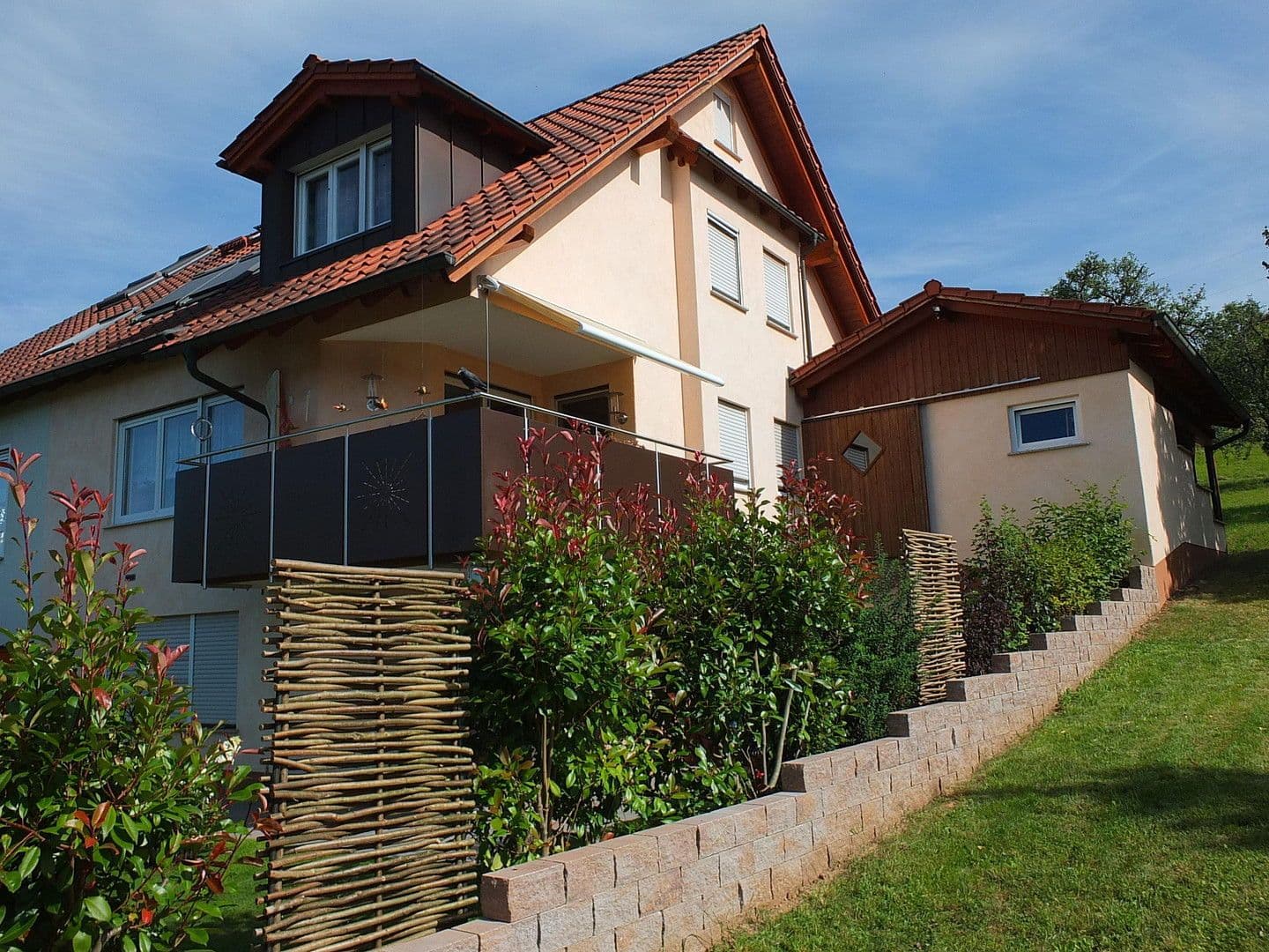 Prodej domu 177 m², pozemek 312 m², Haibach, Bavorsko Prodej domu 177 m², pozemek 312 m², Haibach, Bavorsko