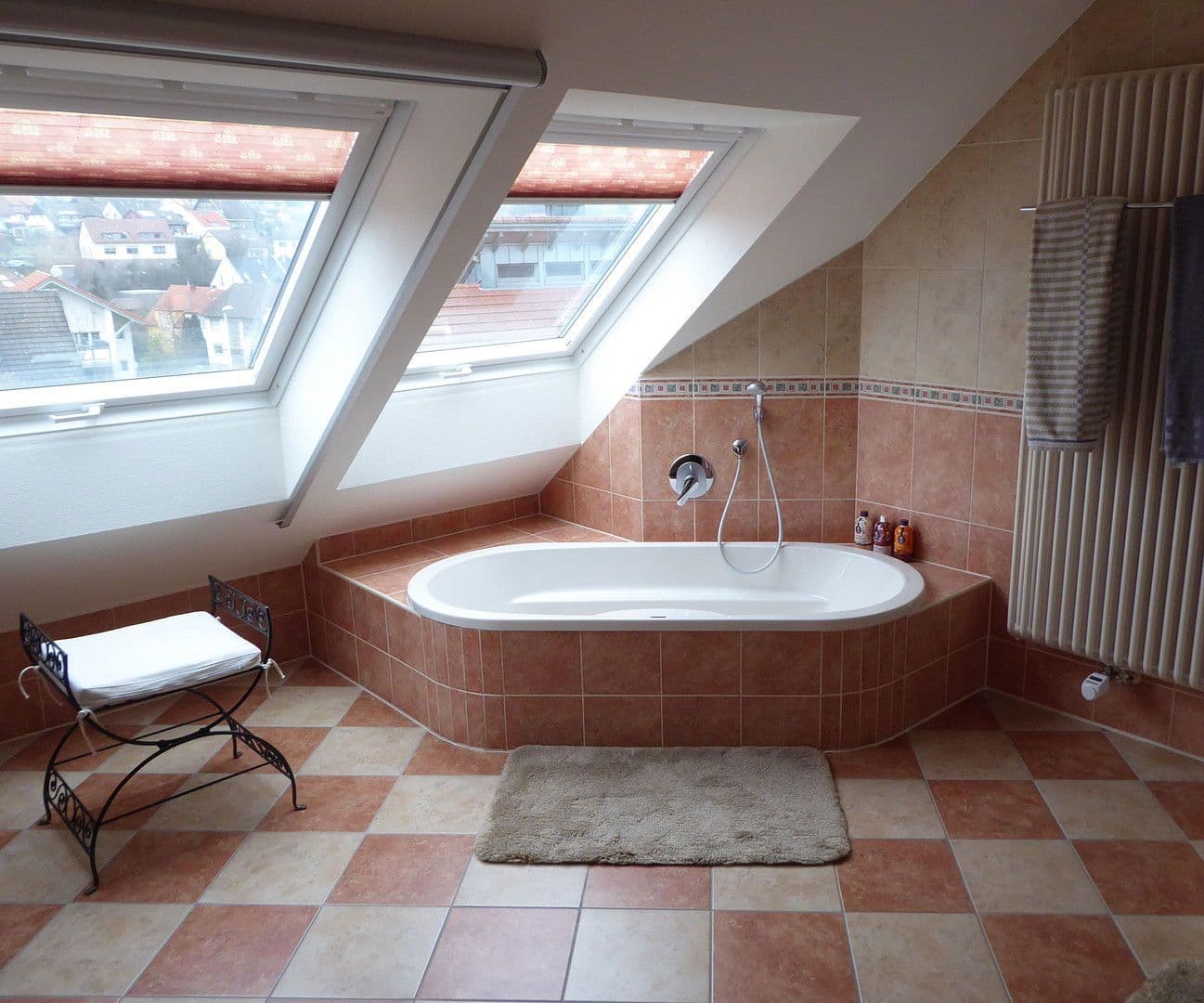 Prodej domu 177 m², pozemek 312 m², Haibach, Bavorsko Prodej domu 177 m², pozemek 312 m², Haibach, Bavorsko