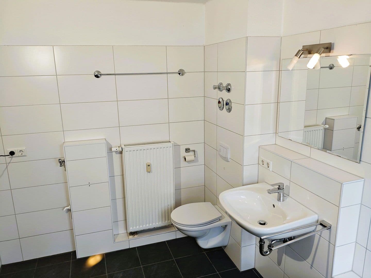 Pronájem bytu 4+1 100 m², Leonardo-Da-Vinci-Platz 1, Böblingen, Bádensko-Württembersko Pronájem bytu 4+1 100 m², Leonardo-Da-Vinci-Platz 1, Böblingen, Bádensko-Württembersko