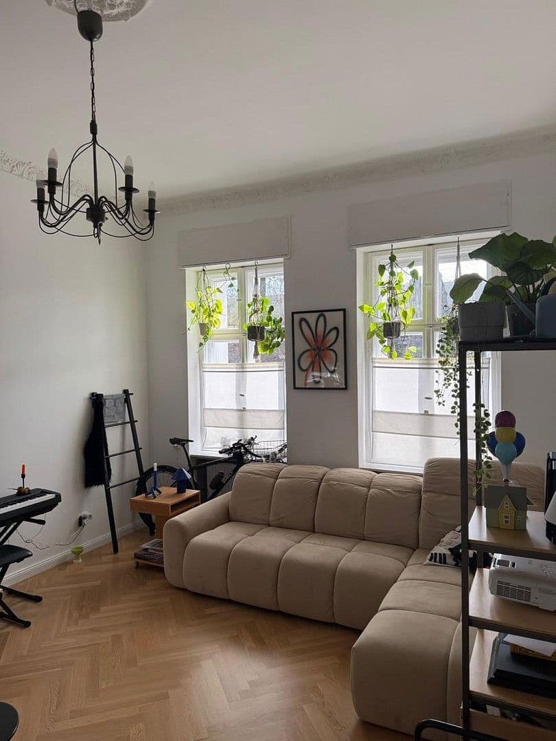 Pronájem bytu 2+1 55 m², Rönnestraße 6, Berlin - Charlottenburg, Berlín Pronájem bytu 2+1 55 m², Rönnestraße 6, Berlin - Charlottenburg, Berlín