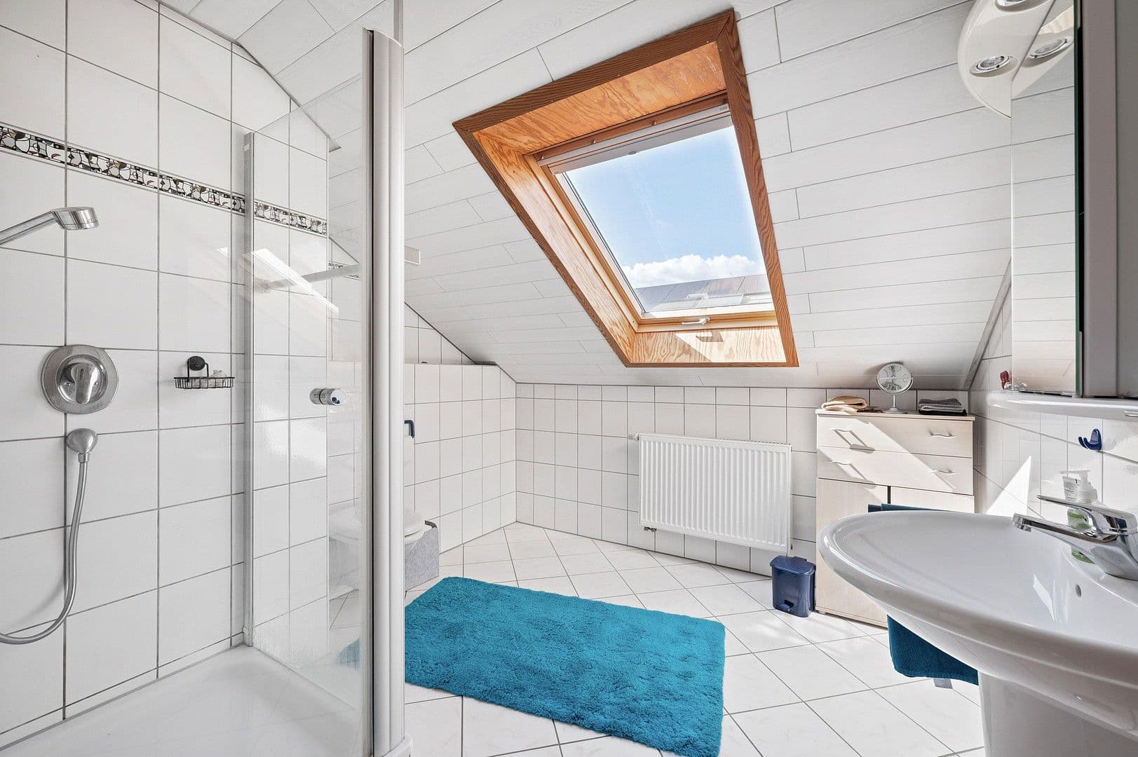 Pronájem bytu 3+kk 92 m², Gundelsheim, Bádensko-Württembersko Pronájem bytu 3+kk 92 m², Gundelsheim, Bádensko-Württembersko