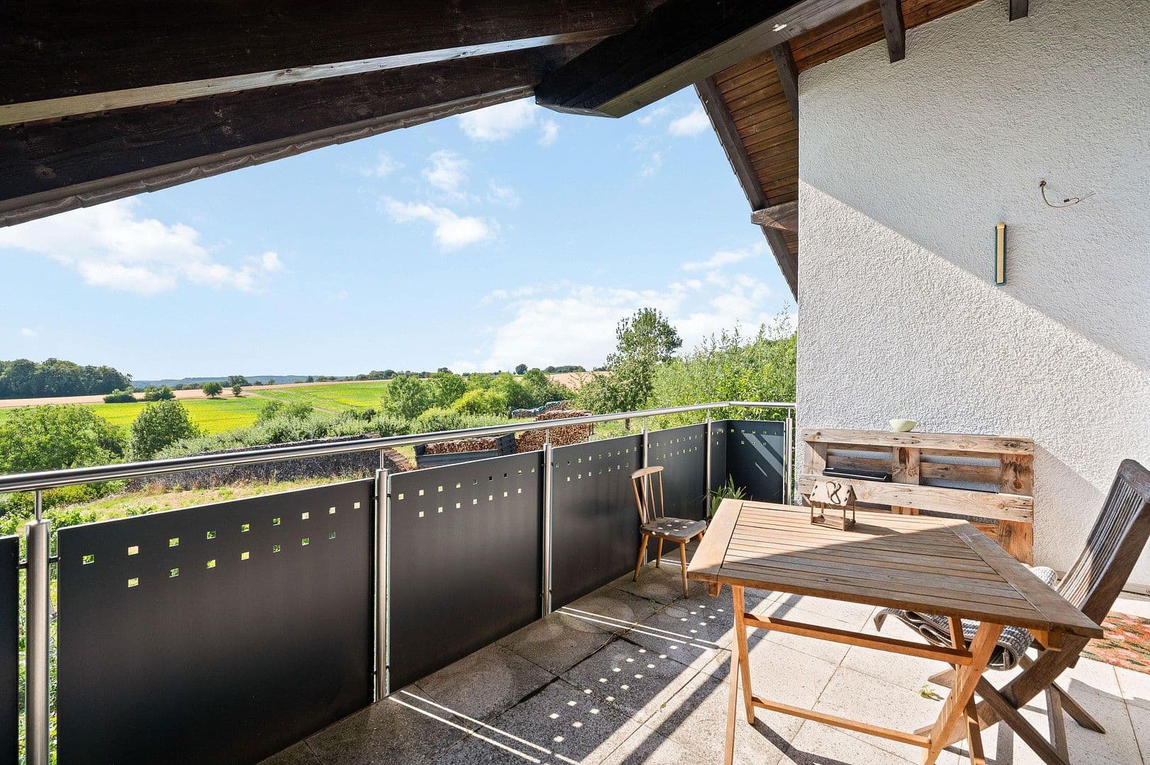 Pronájem bytu 3+kk 92 m², Gundelsheim, Bádensko-Württembersko Pronájem bytu 3+kk 92 m², Gundelsheim, Bádensko-Württembersko