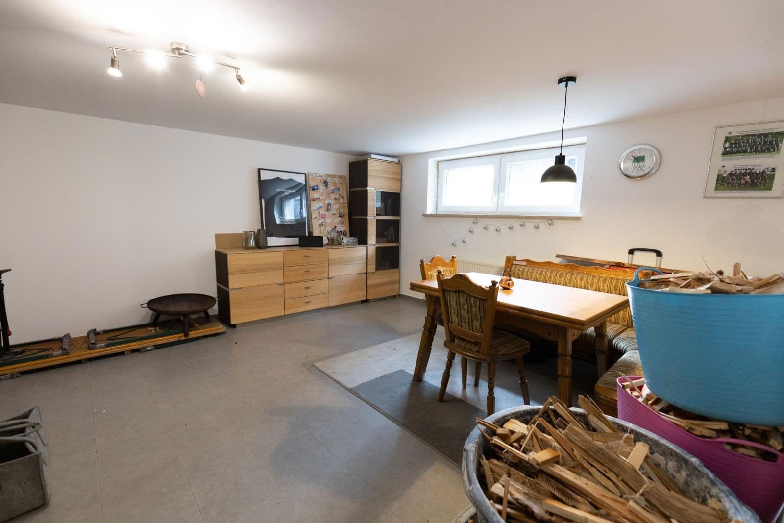 Prodej domu 145 m², pozemek 340 m², Fürther Str. 46, Roßtal, Bavorsko Prodej domu 145 m², pozemek 340 m², Fürther Str. 46, Roßtal, Bavorsko