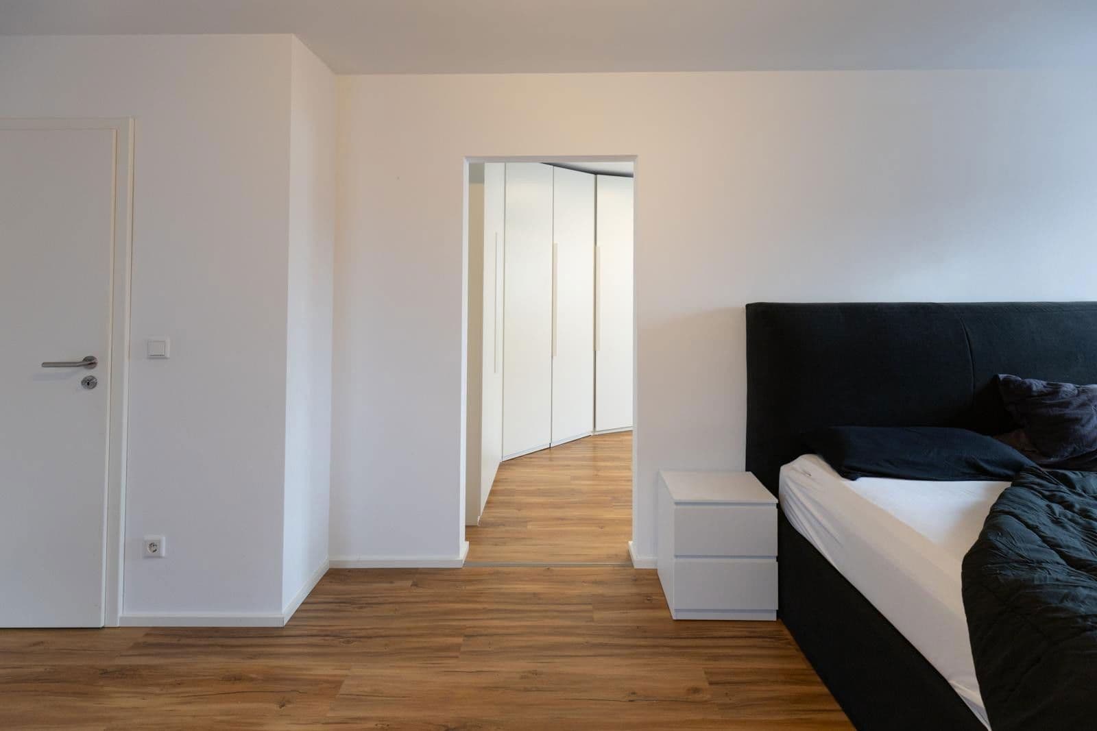 Prodej domu 145 m², pozemek 340 m², Fürther Str. 46, Roßtal, Bavorsko Prodej domu 145 m², pozemek 340 m², Fürther Str. 46, Roßtal, Bavorsko