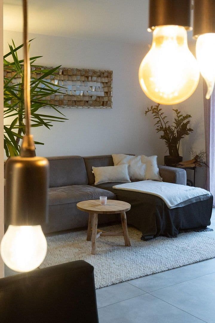 Prodej domu 145 m², pozemek 340 m², Fürther Str. 46, Roßtal, Bavorsko Prodej domu 145 m², pozemek 340 m², Fürther Str. 46, Roßtal, Bavorsko